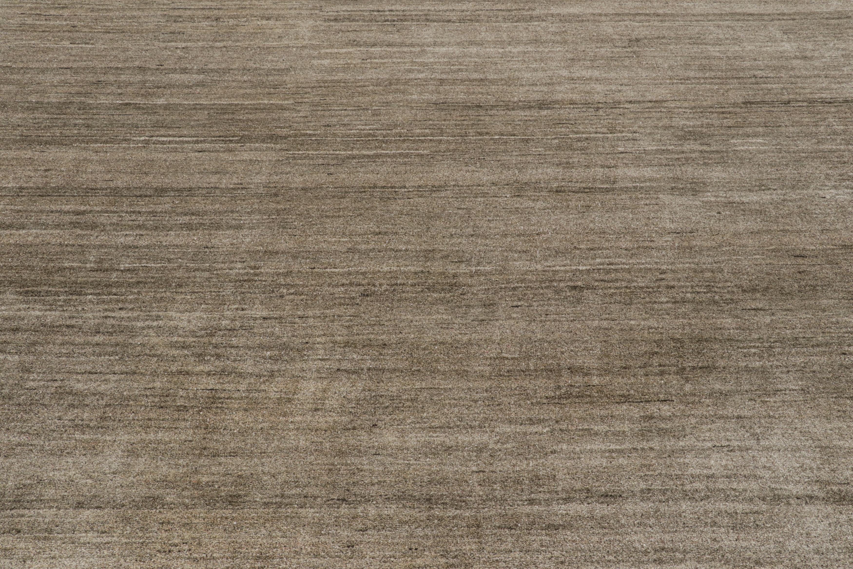 Rug & Kilim's Contemporary Strukturteppich in Beige-Braun-Tönen und Schlieren (Handgeknüpft) im Angebot