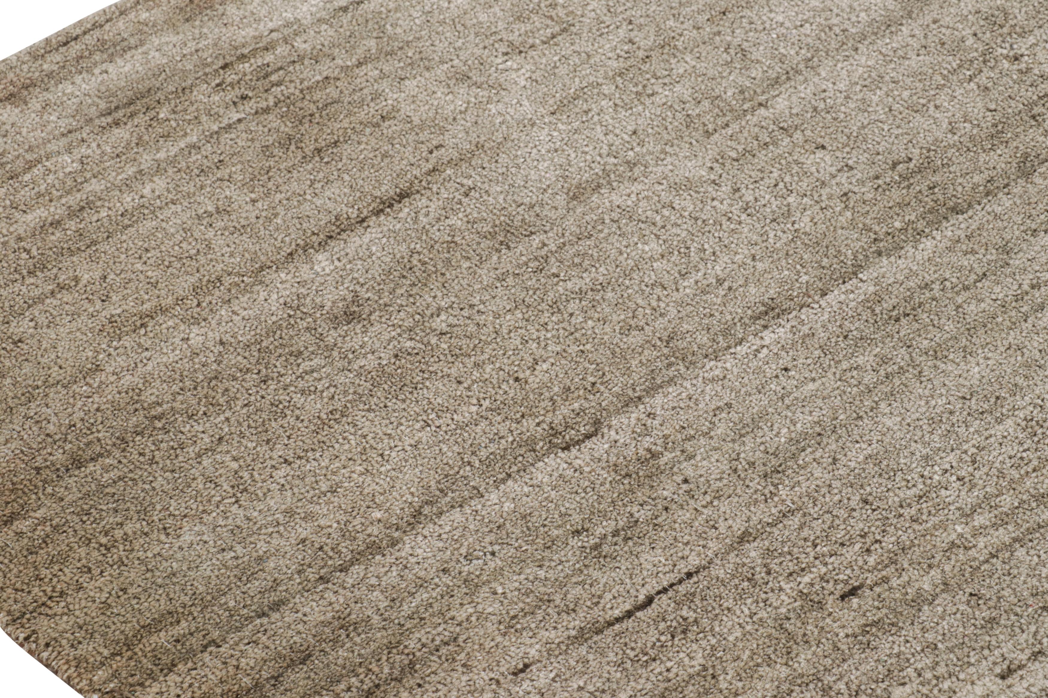 Rug & Kilim's Contemporary Strukturteppich in Beige-Braun-Tönen und Schlieren (21. Jahrhundert und zeitgenössisch) im Angebot