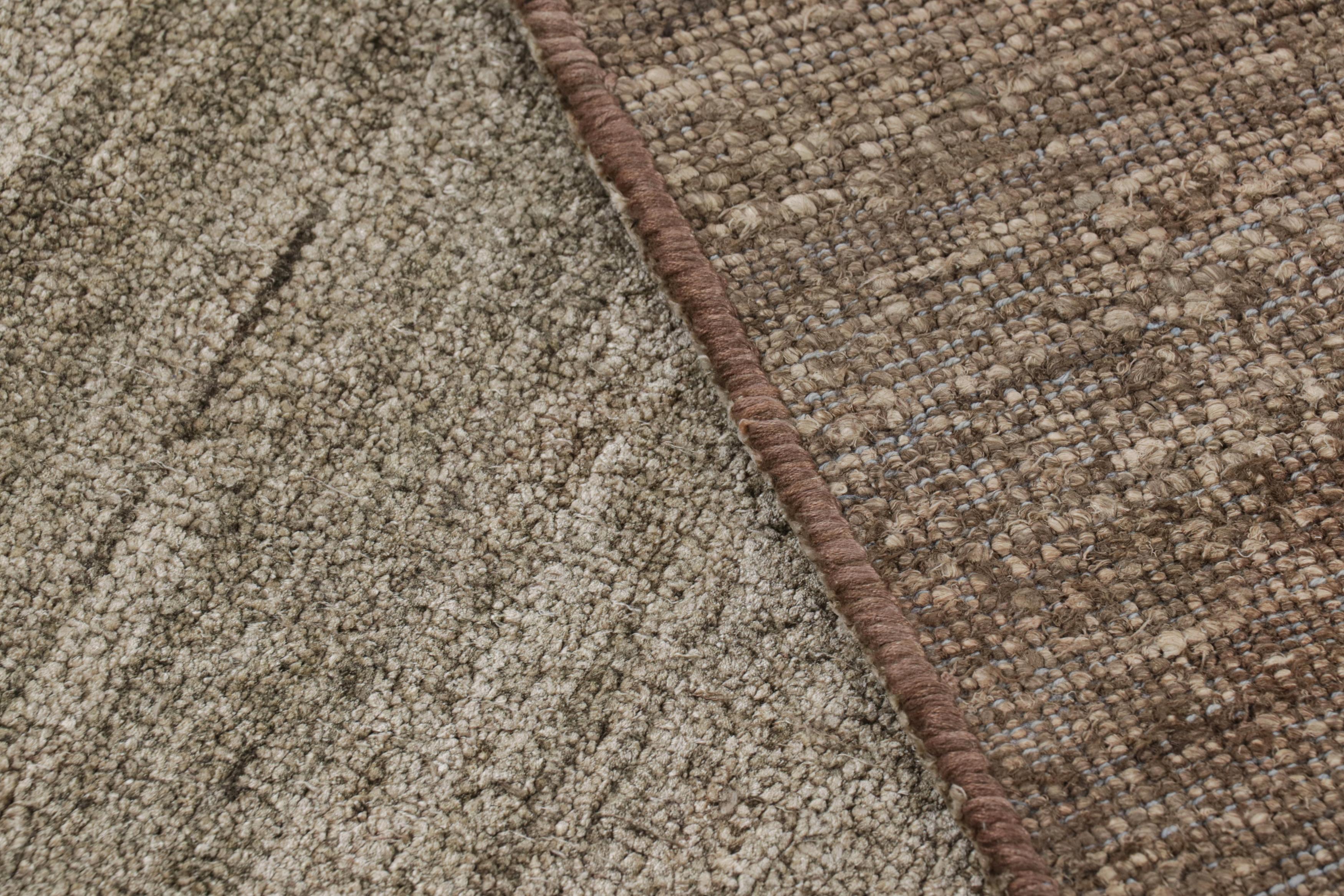 Rug & Kilim's Contemporary Strukturteppich in Beige-Braun-Tönen und Schlieren (Wolle) im Angebot