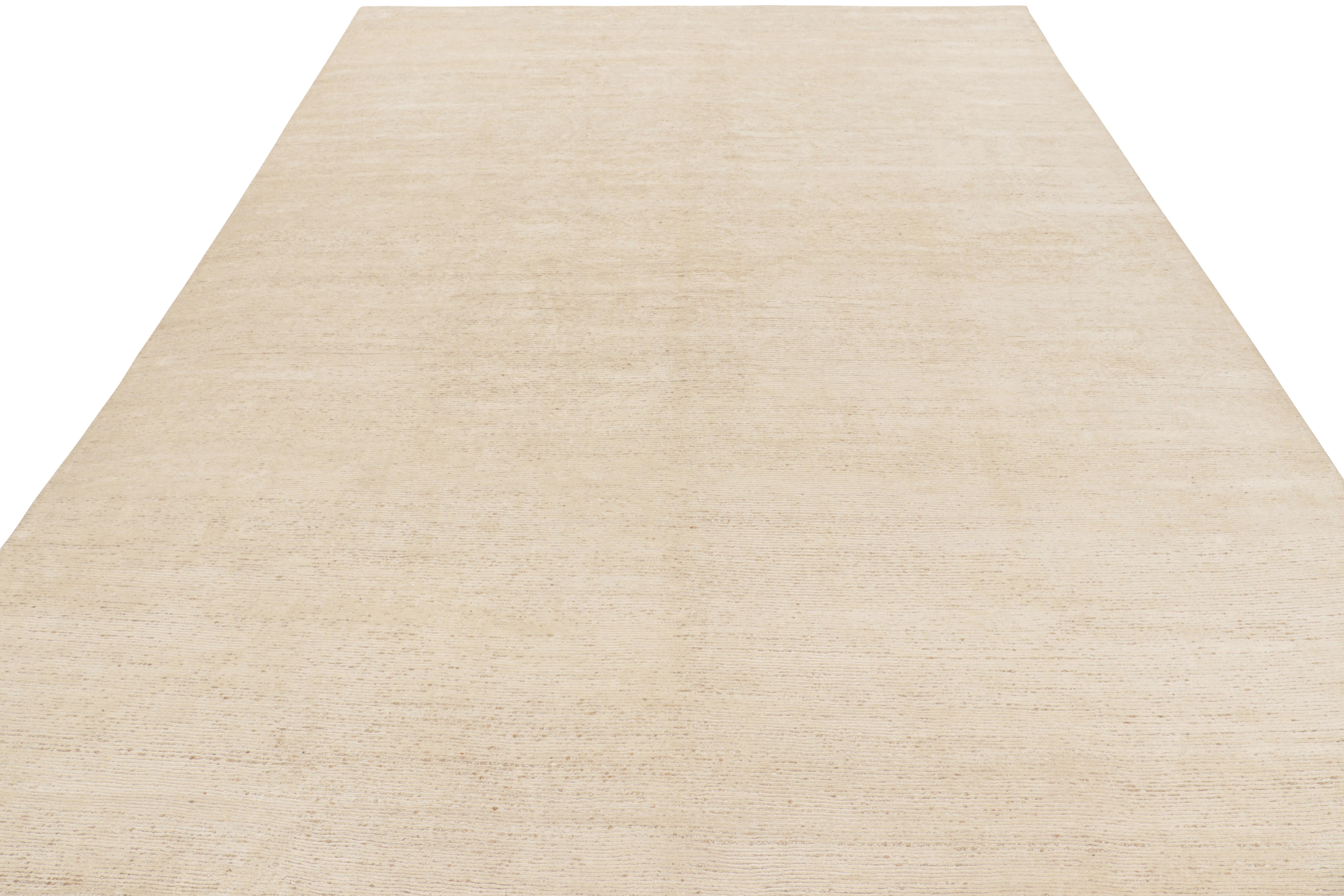 Rug & Kilim's Contemporary Strukturteppich in Beige-, Creme- und Wei�ßtönen (Indisch) im Angebot