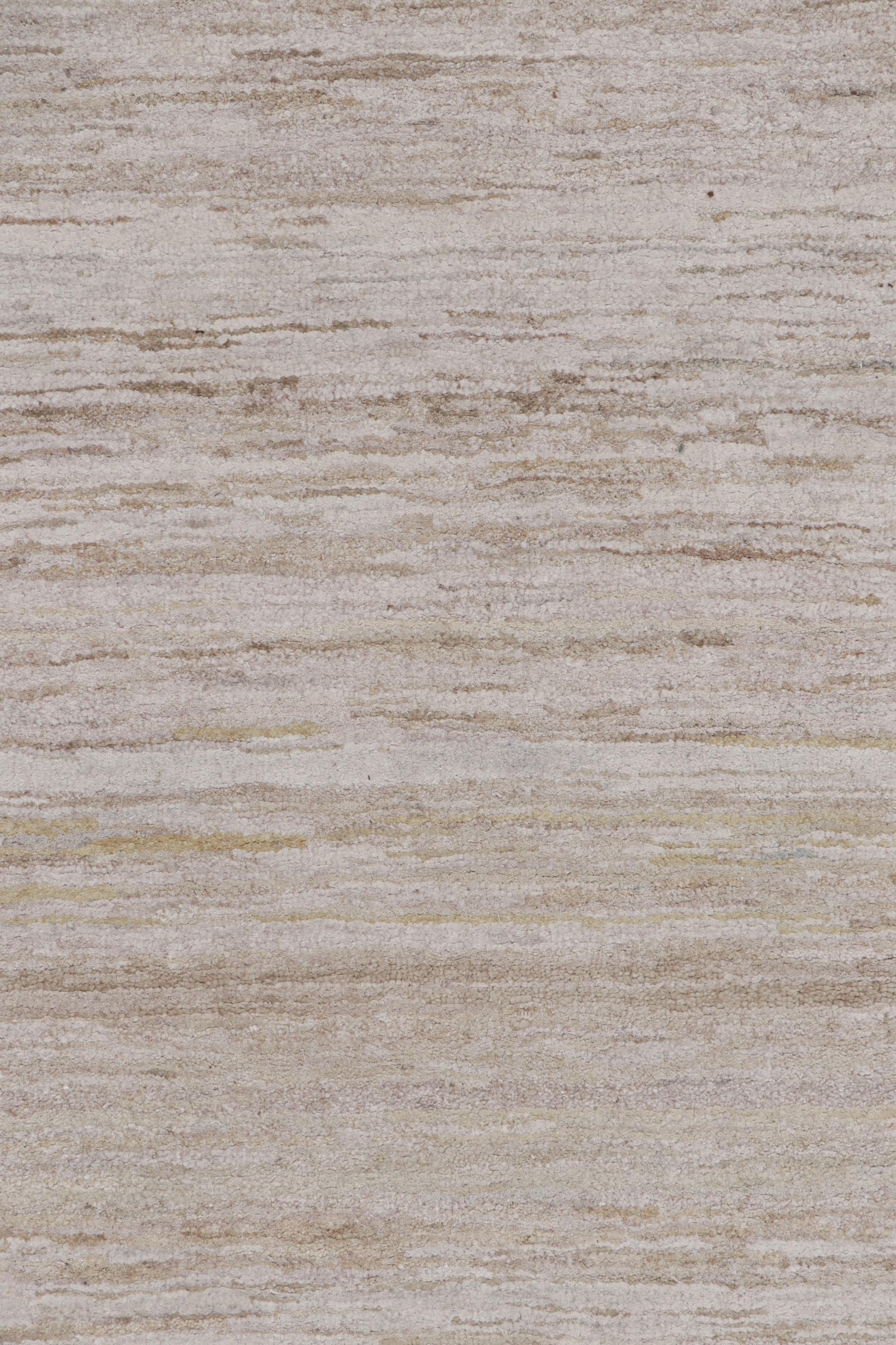 Rug & Kilim’s Contemporary Textural Rug in Cream, Gray and Beige with Striae In New Condition For Sale In Long Island City, NY