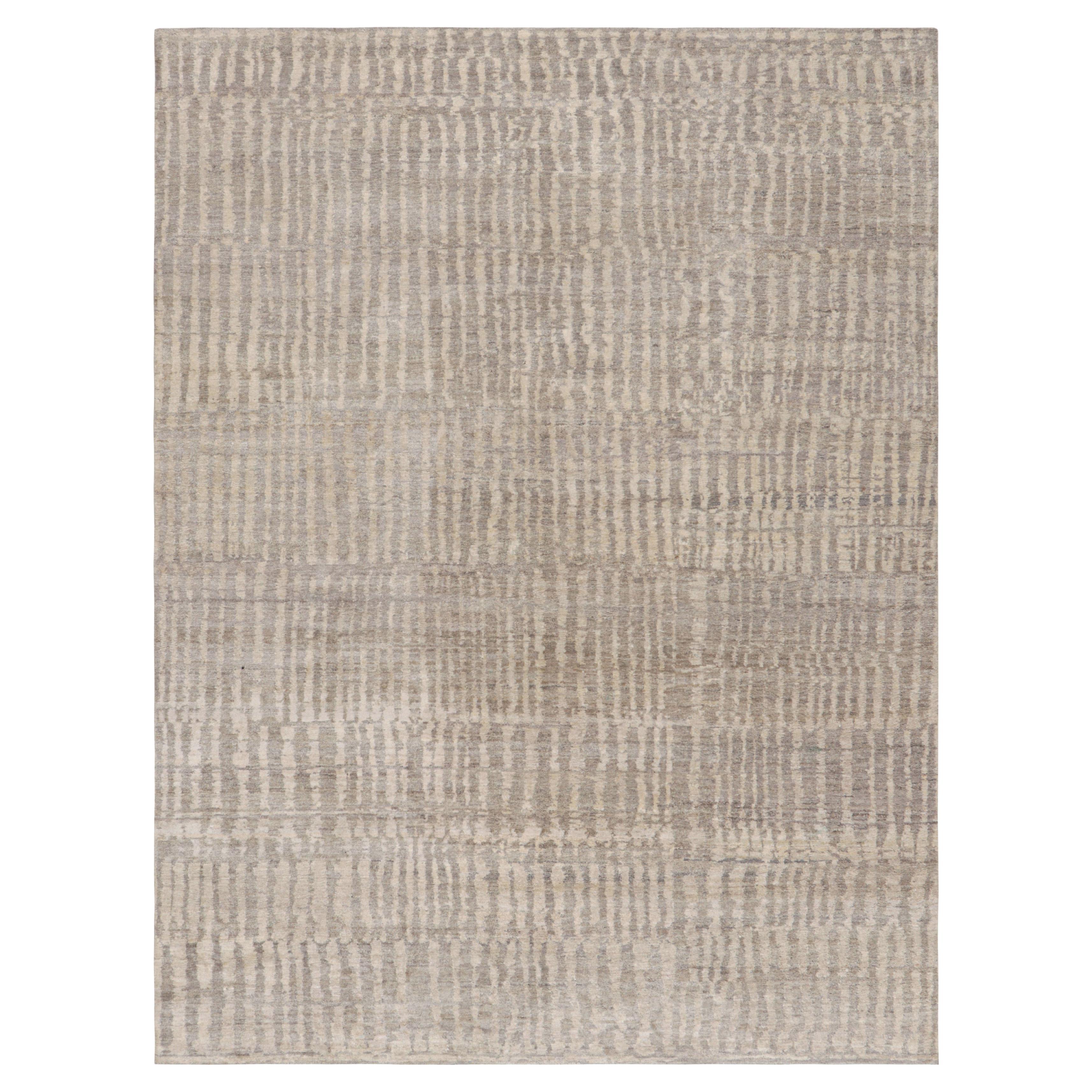 Rug & Kilim’s Contemporary Textural Rug in Gray and Cream Tones For Sale
