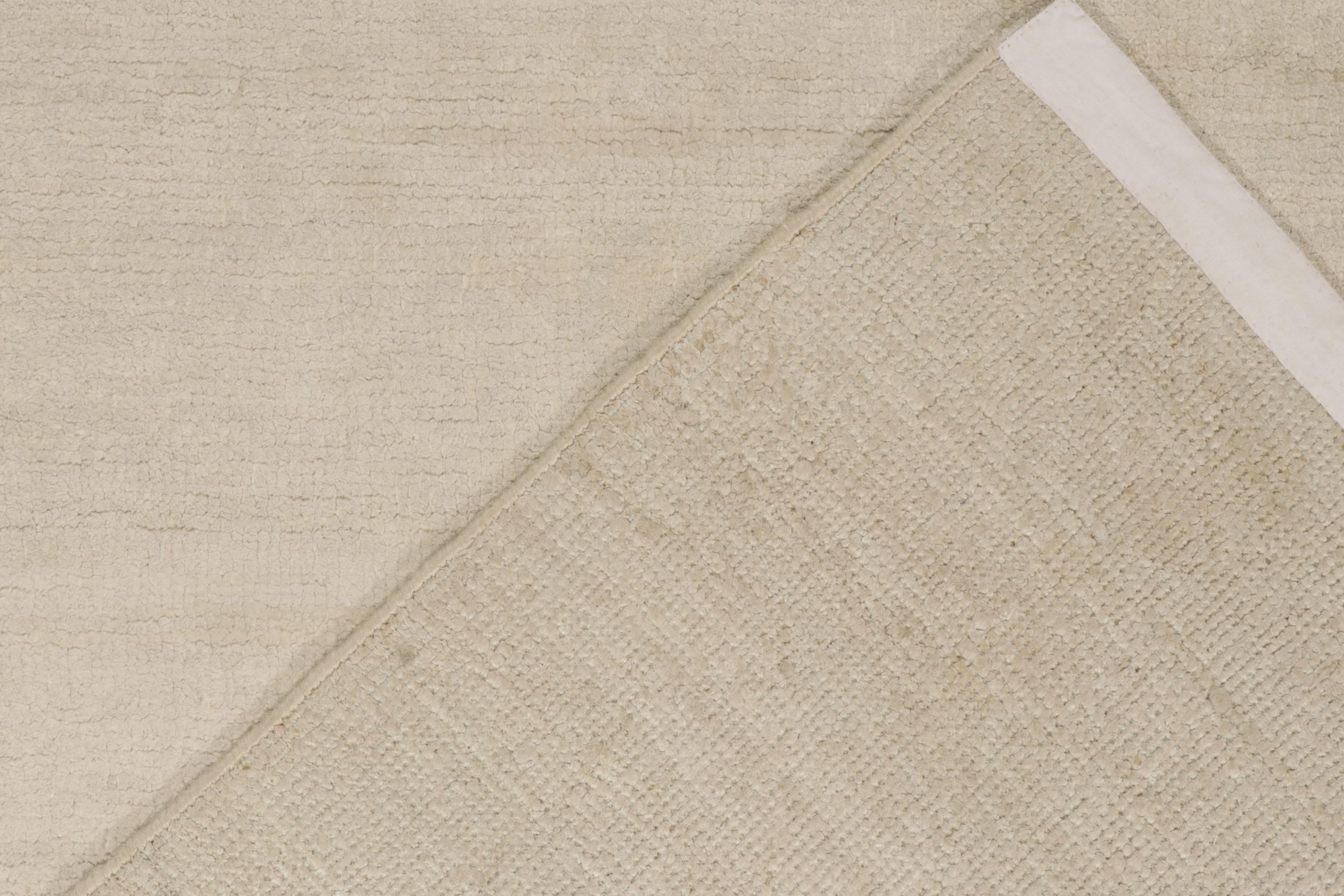 Rug & Kilim’s Contemporary Textural Rug in Solid Off-White Striae In New Condition For Sale In Long Island City, NY