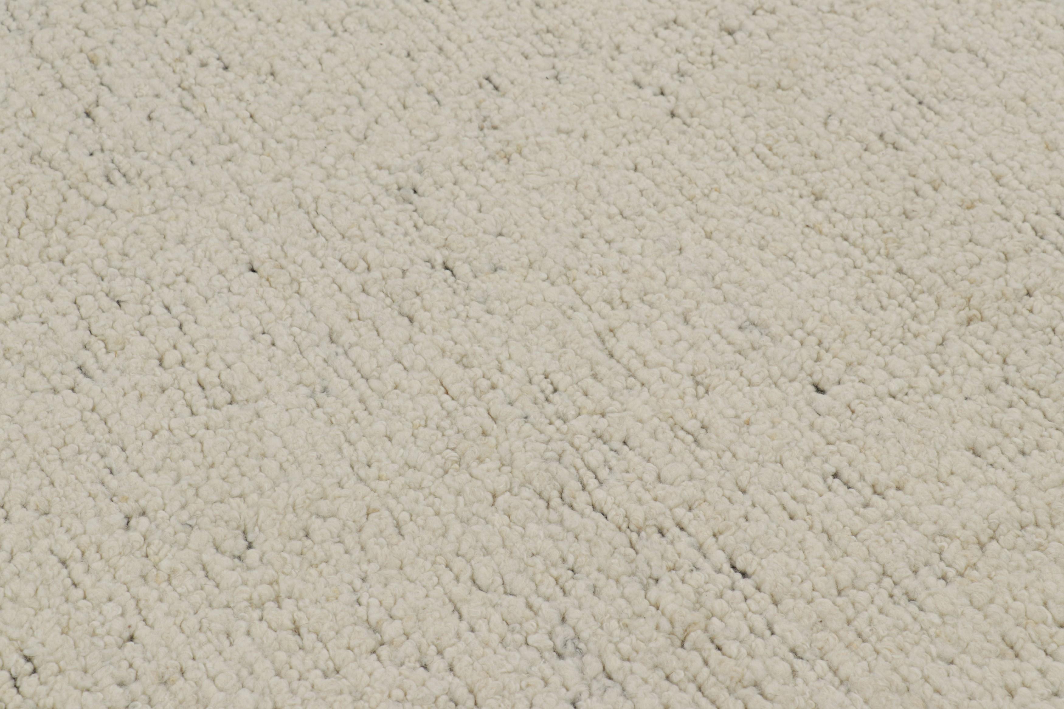 Hand-knotted in wool, this 8x10 contemporary rug from Rug & Kilim’s Texture of Color line is an inventive take on solid rugs with a boucle-like texture

On the Design: 

The Texture of Color collection enjoys an inventive take on plain rugs, with