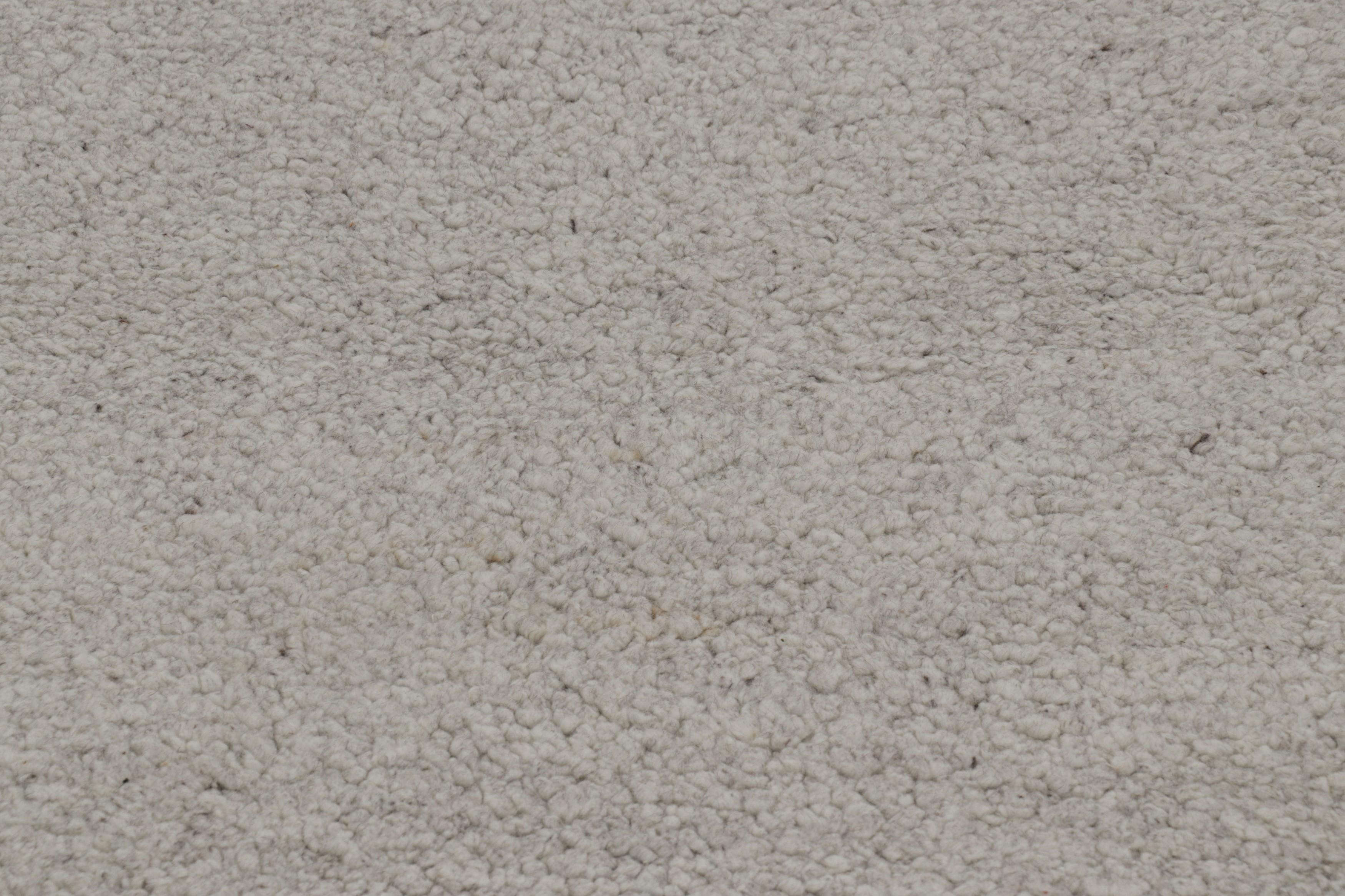 Modern Rug & Kilim’s Contemporary Textural Rug in Tones of Gray For Sale