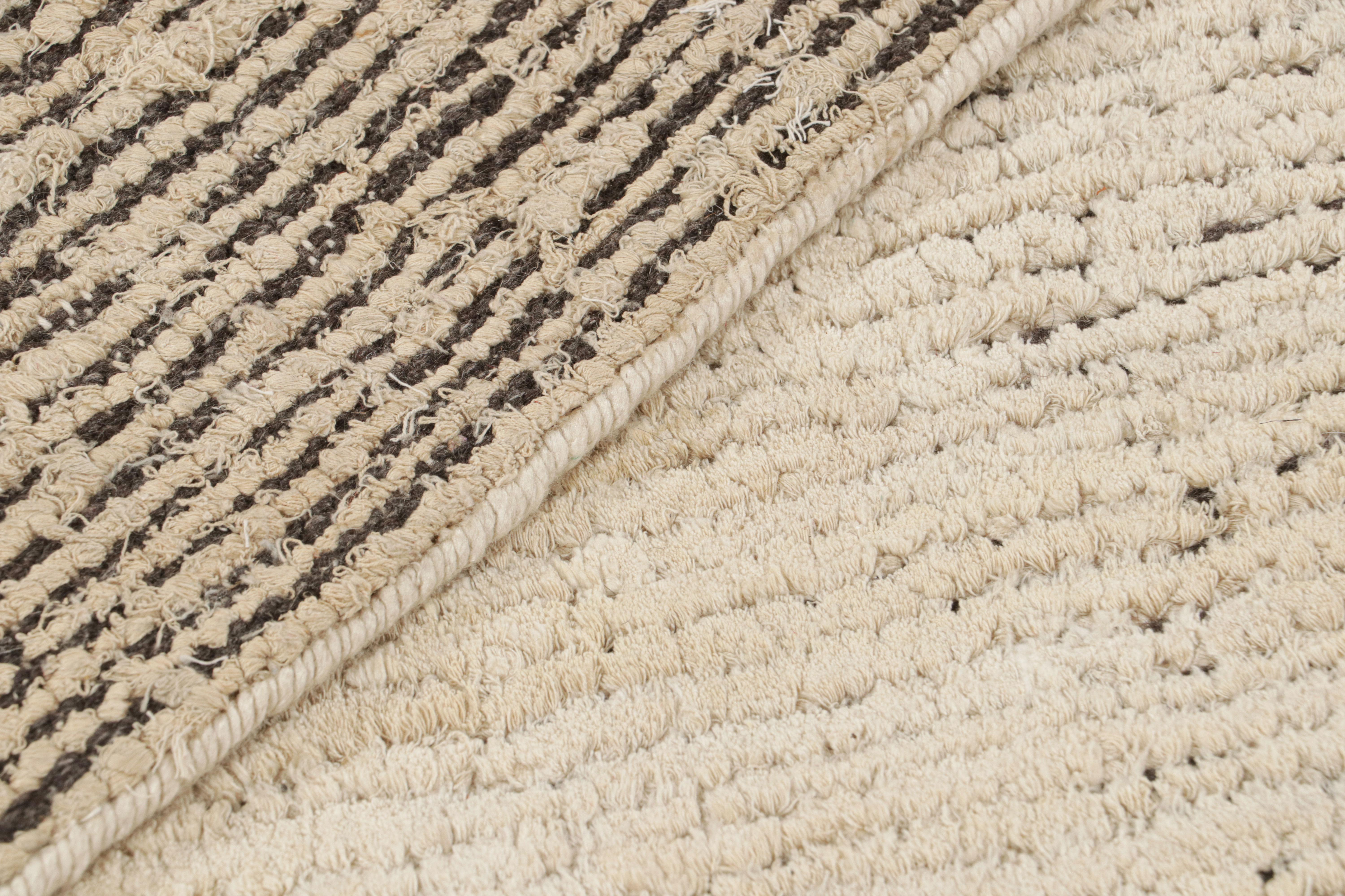 Wool Rug & Kilim’s Contemporary Textural Runner in Beige and Off-White Tones For Sale