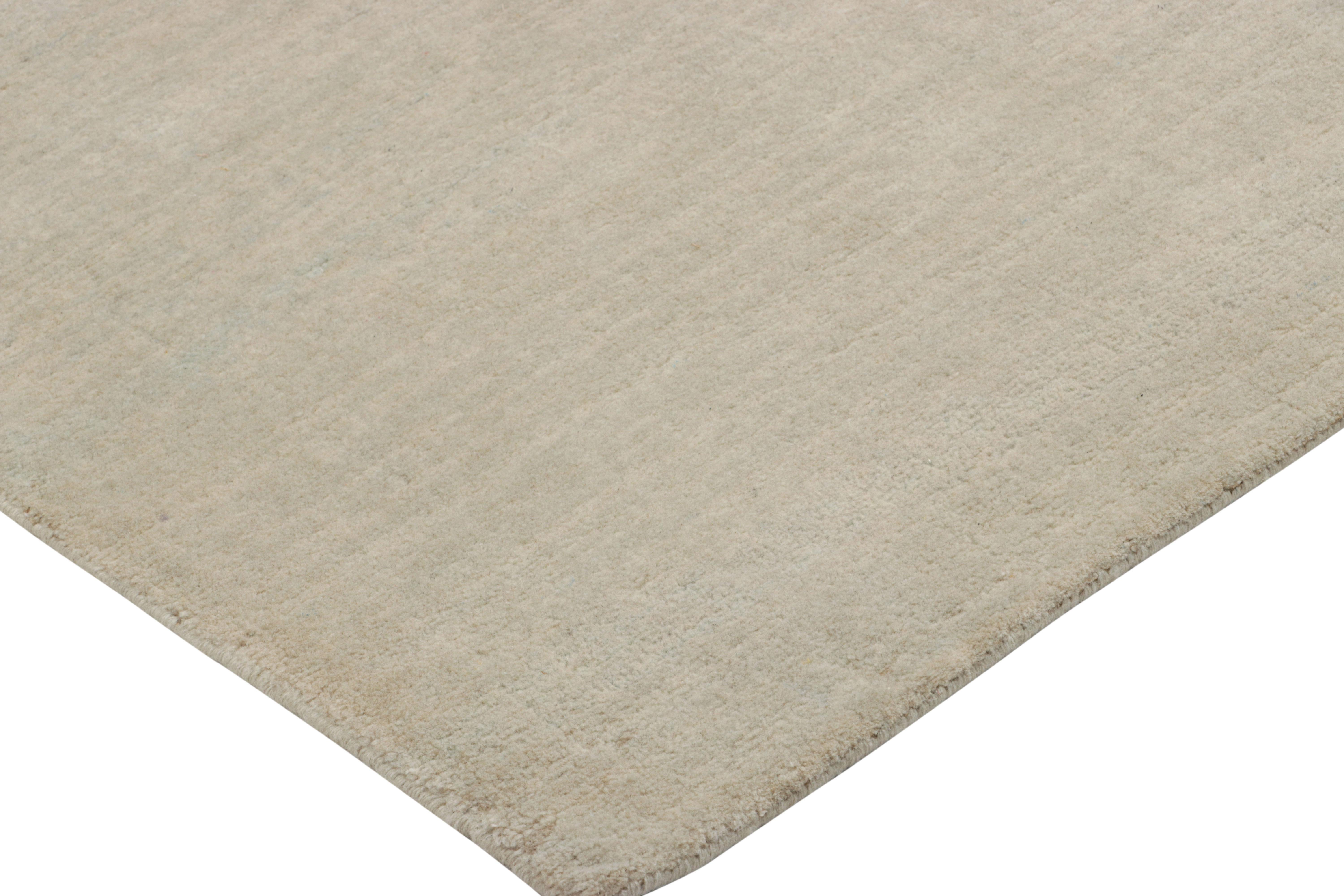 Rug & Kilim's Contemporary Textural Solid Rug in Beige-Braun & Creme mit Schlieren im Zustand „Neu“ im Angebot in Long Island City, NY
