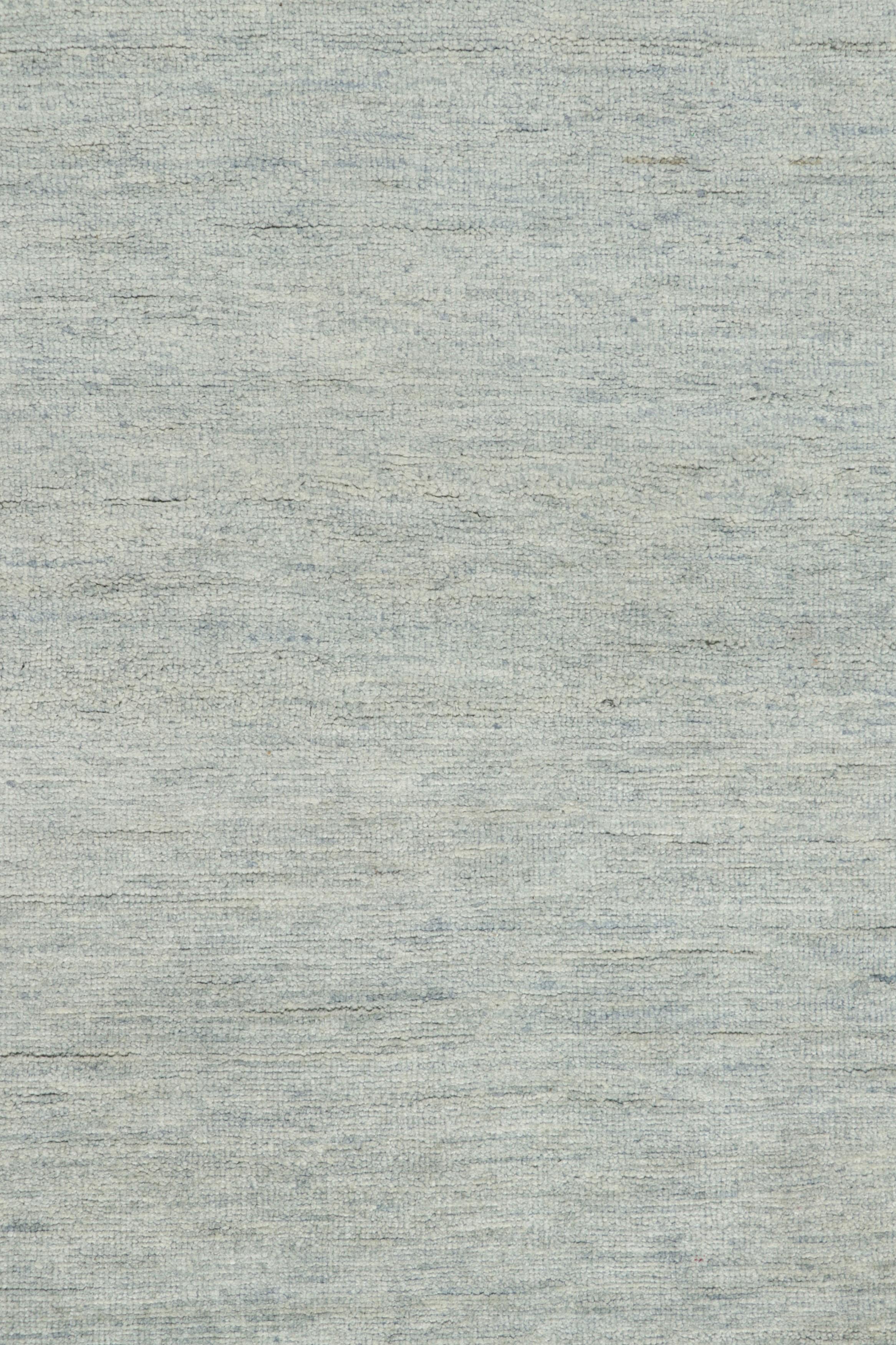 Rug & Kilim’s Contemporary Textural Solid Rug in Blue and Cream with Striae In New Condition For Sale In Long Island City, NY