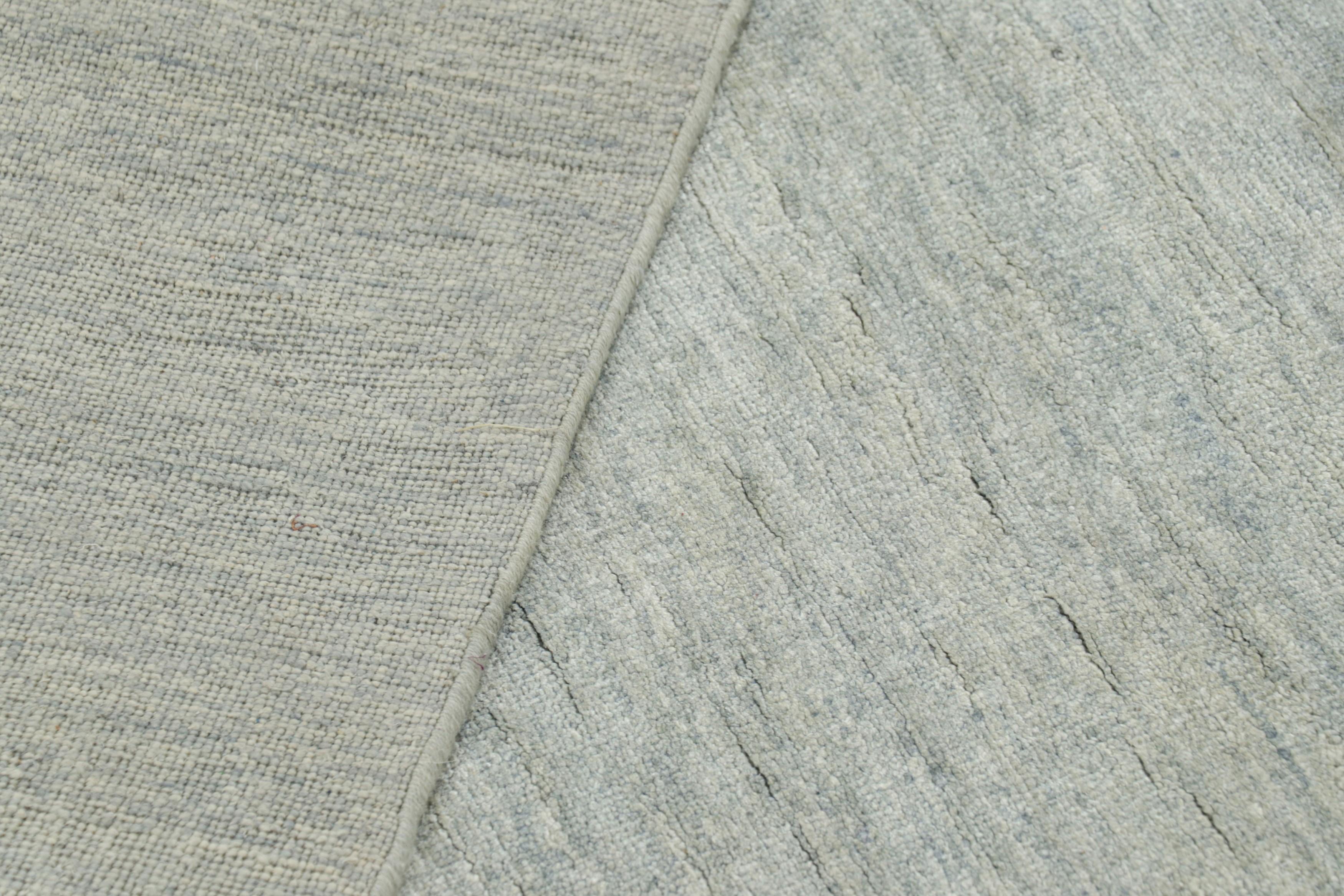 Silk Rug & Kilim’s Contemporary Textural Solid Rug in Blue and Cream with Striae For Sale