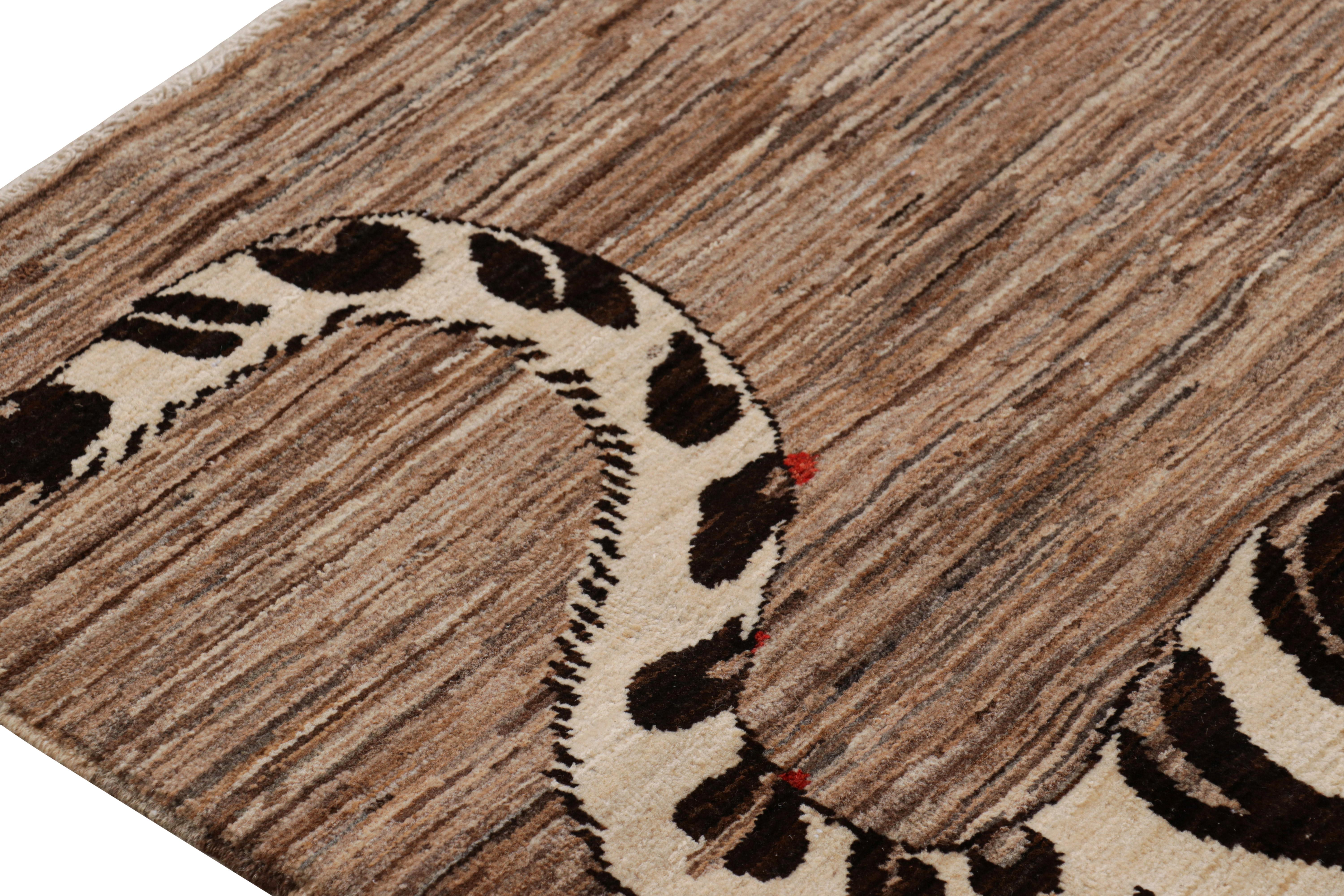 Rug & Kilim’s Contemporary Tiger Pictorial Rug in White and Black Tones In New Condition For Sale In Long Island City, NY