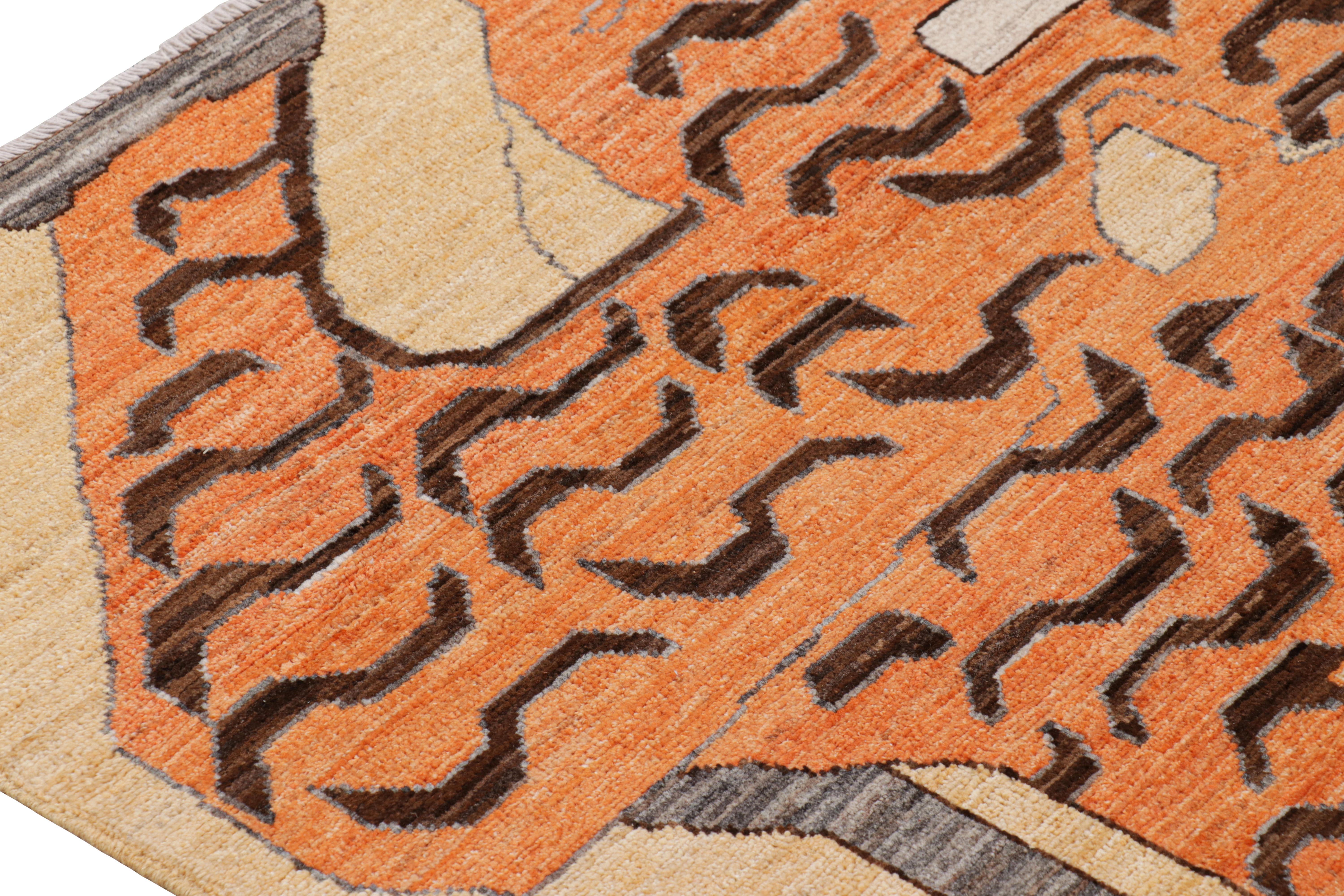Rug & Kilim’s Contemporary Tiger Rug in Gold with Brown and Orange Pictorial In New Condition For Sale In Long Island City, NY