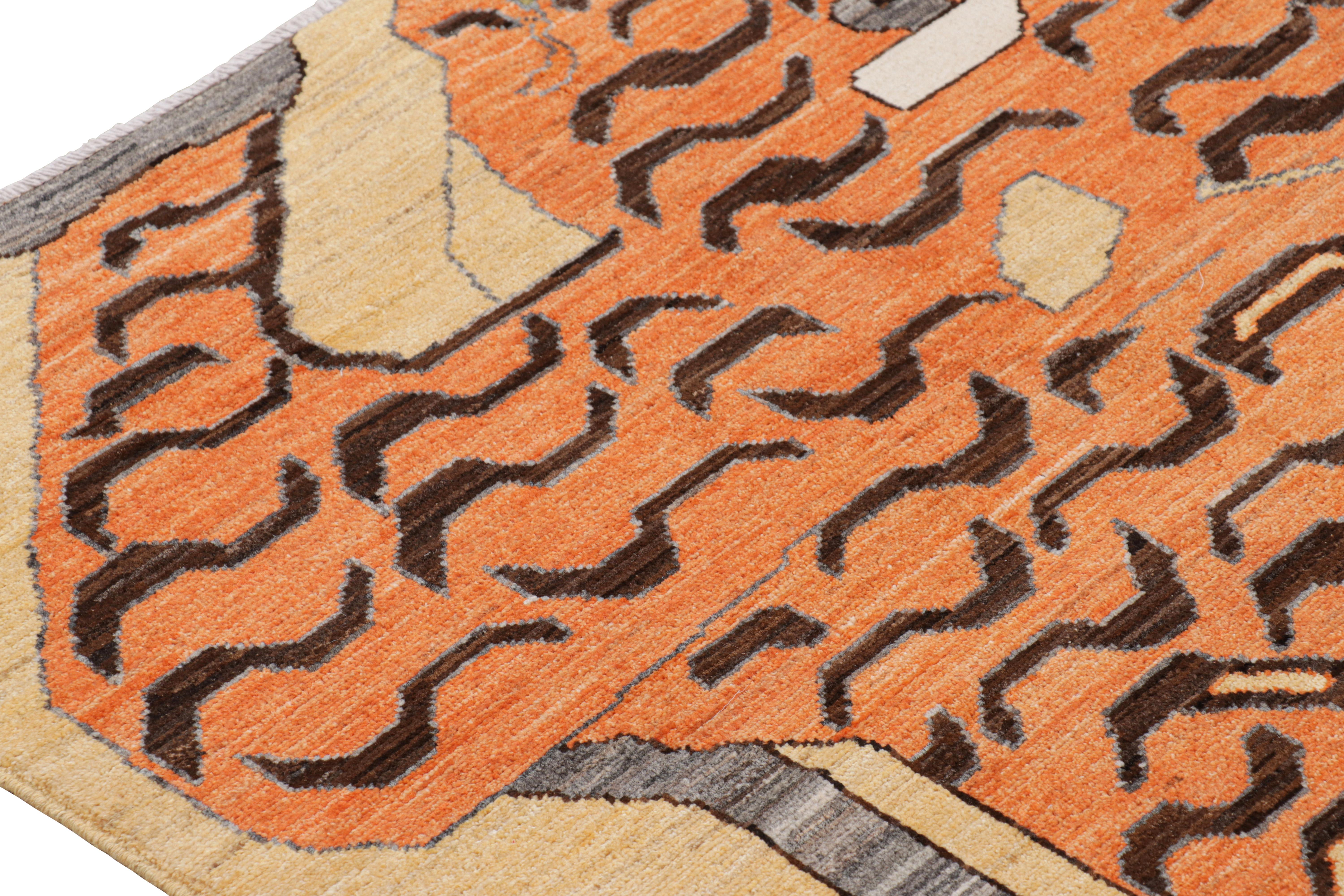 Rug & Kilim’s Contemporary Tiger Rug in Gold with Brown and Orange Pictorial In New Condition For Sale In Long Island City, NY