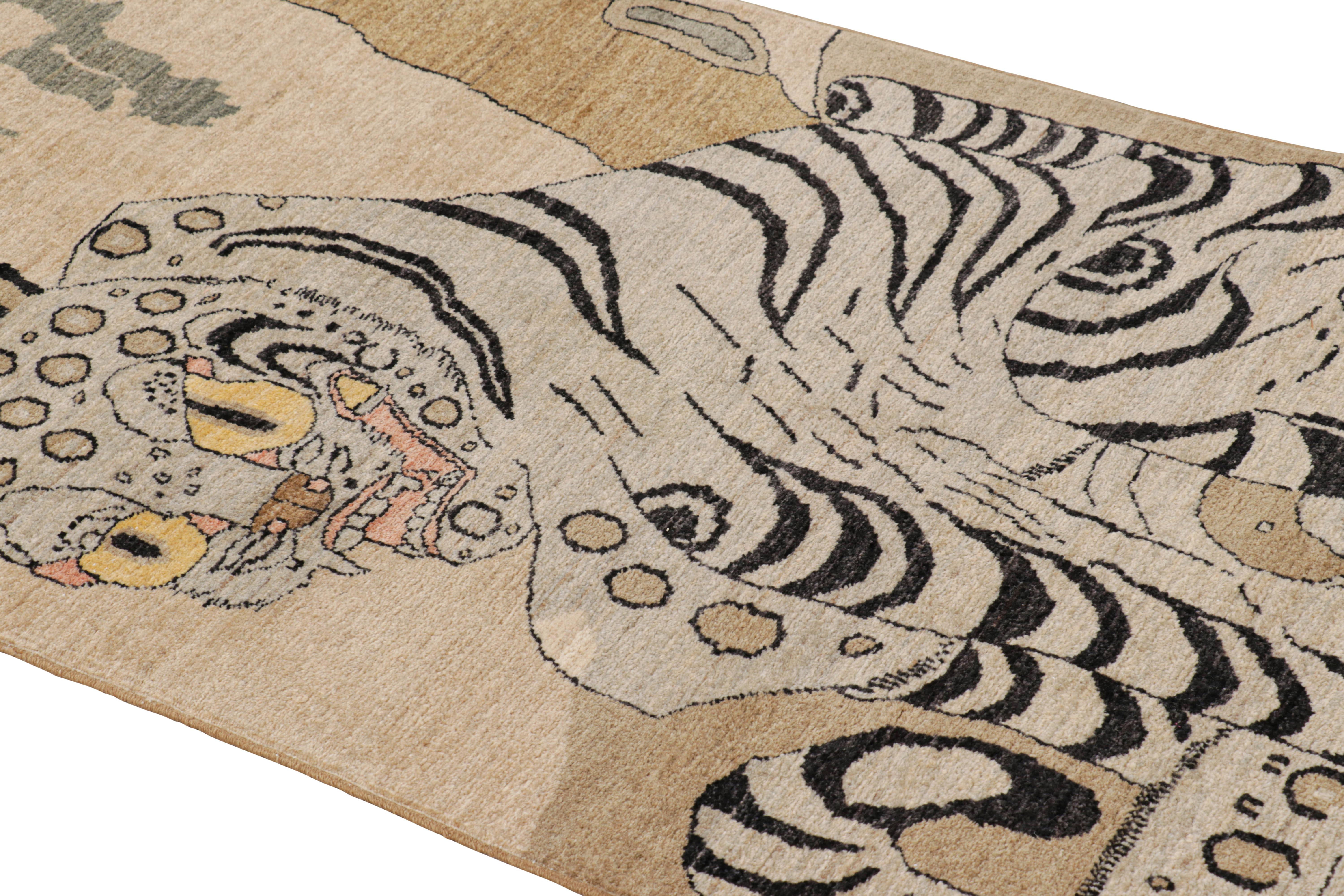 Anudada a mano en lana, esta moderna alfombra pictórica de tigre de 3x6 es una atrevida incorporación a la exclusiva línea Tiger de Rug & Kilim.  

Sobre el diseño: 

Un dibujo ejemplar con representación pictórica que goza de un sutil dibujo de