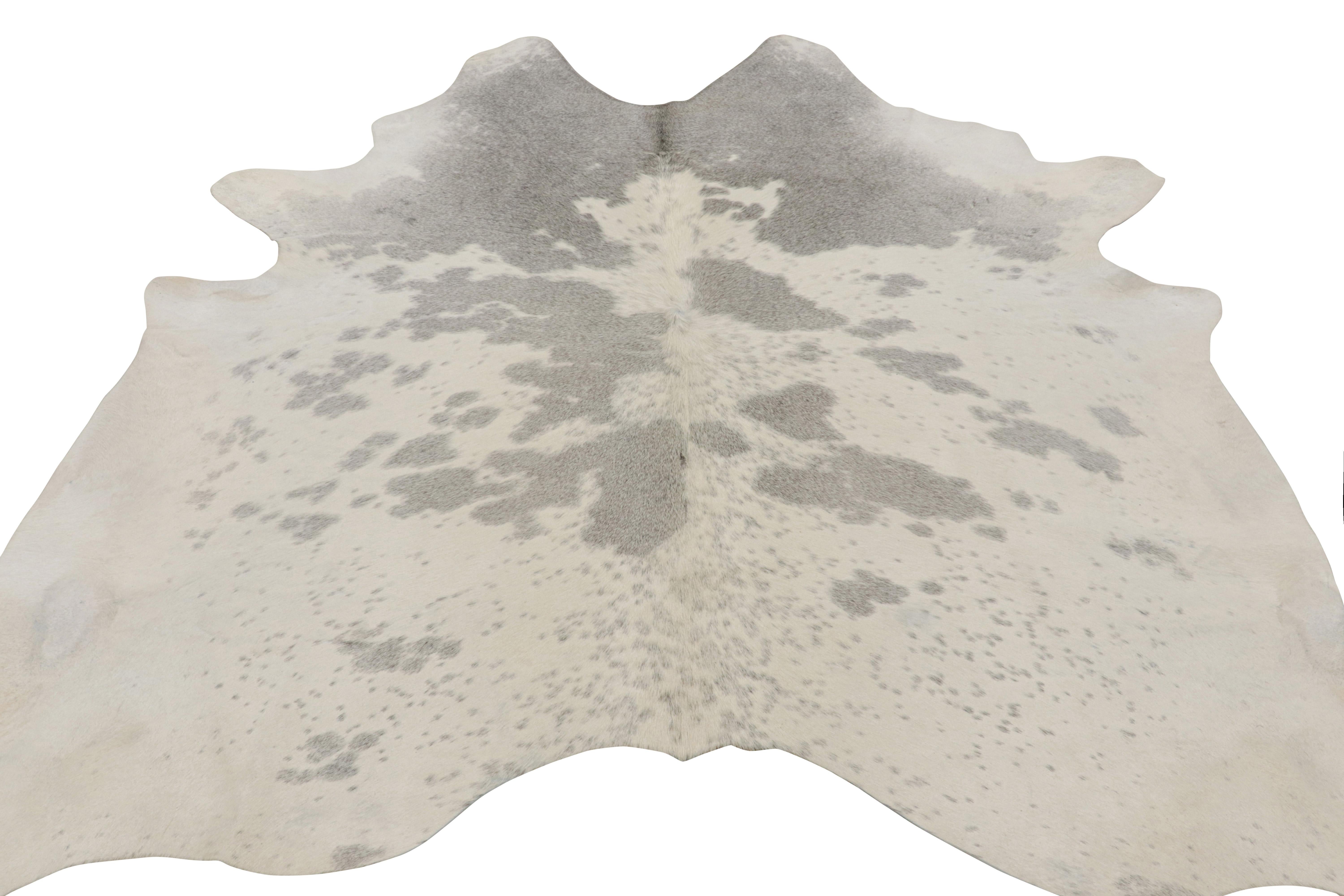 Hand-Knotted Rug & Kilim’s Cowhide Rug in Silver-Gray and White Tones For Sale