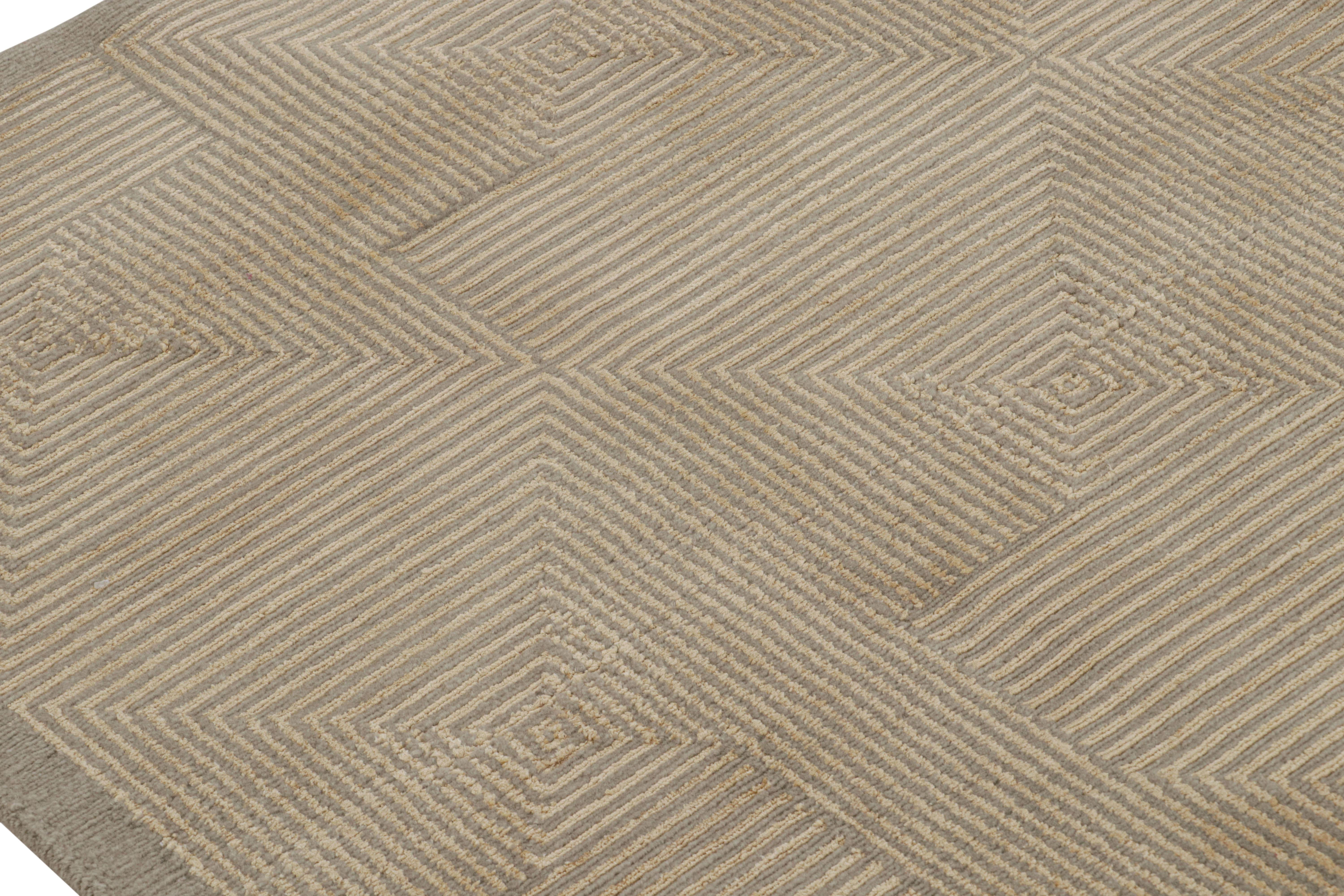 Népalais Rug & Kilim's Cubist Art Deco Style Rug in Beige-Brown Geometric Patterns (tapis de style art déco cubiste à motifs géométriques beige et marron) en vente