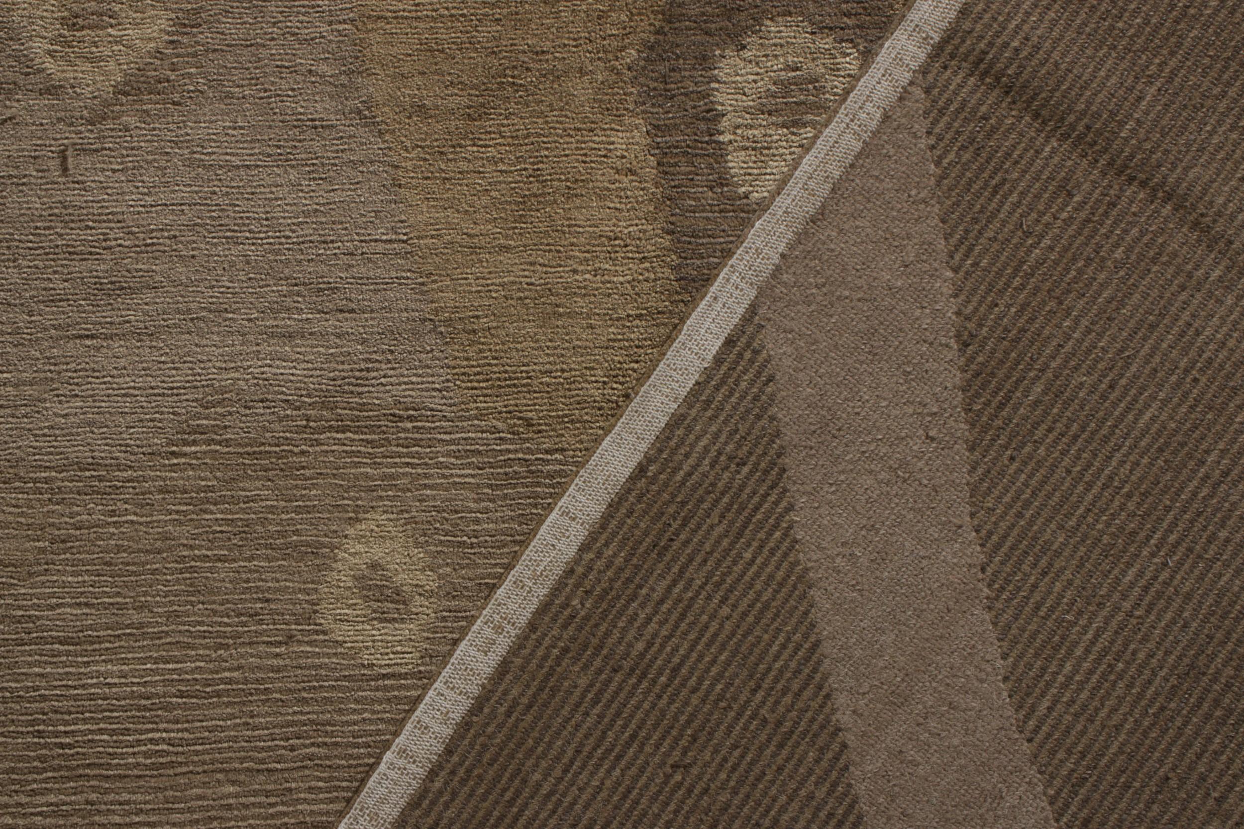 Alfombra moderna de estilo cubista Rug & Kilim de diseño geométrico en marrón beige Siglo XXI y contemporáneo en venta