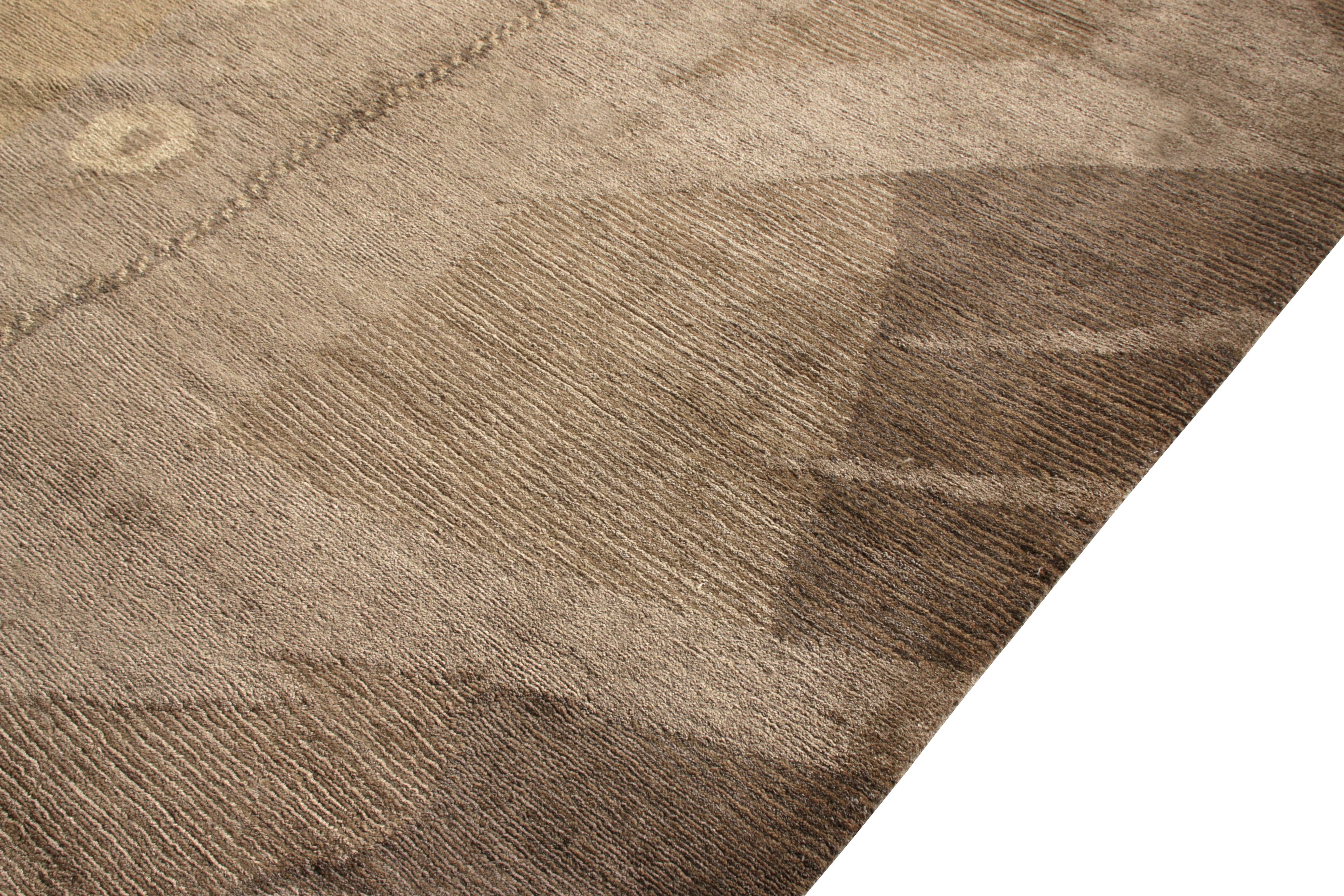 Rug & Kilim's Cubist Style Modern Deco Rug in Beige Brown Geometric Pattern (Handgeknüpft) im Angebot