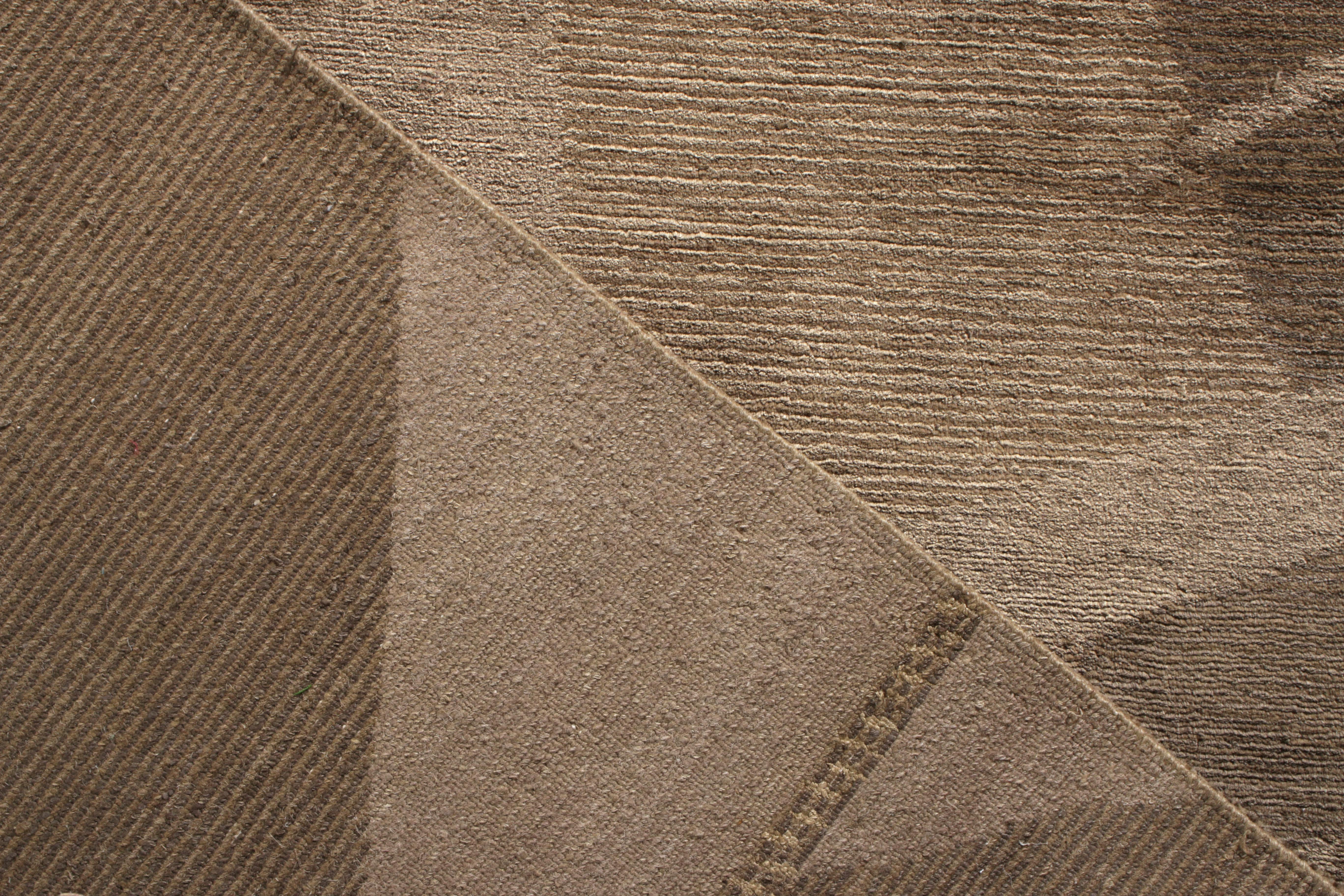Rug & Kilim's Cubist Style Modern Deco Rug in Beige Brown Geometric Pattern im Zustand „Neu“ im Angebot in Long Island City, NY