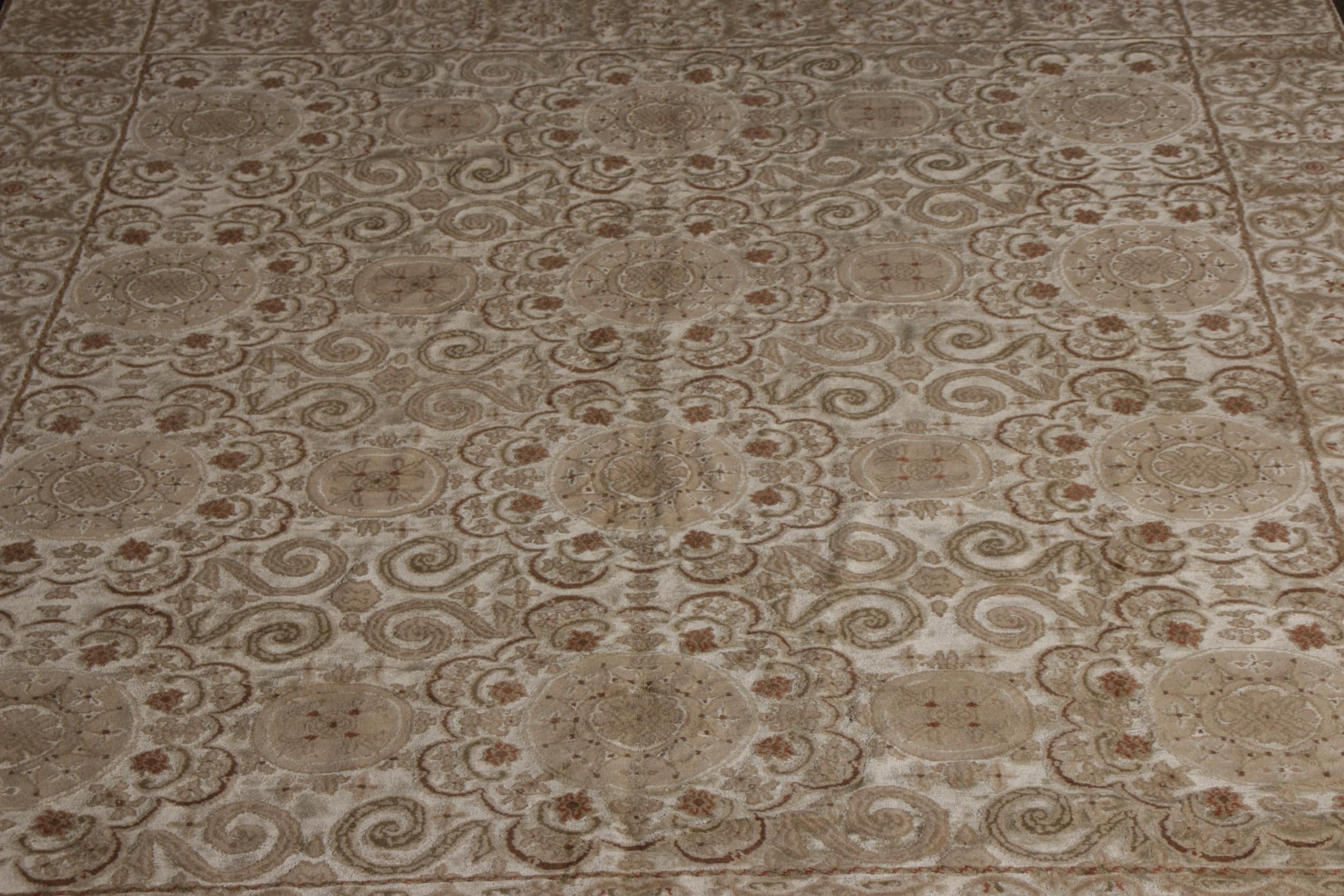 Alfombra estilo europeo personalizada Rug & Kilim Diseño medallón beige by Rug & Kilim Nepalés en venta