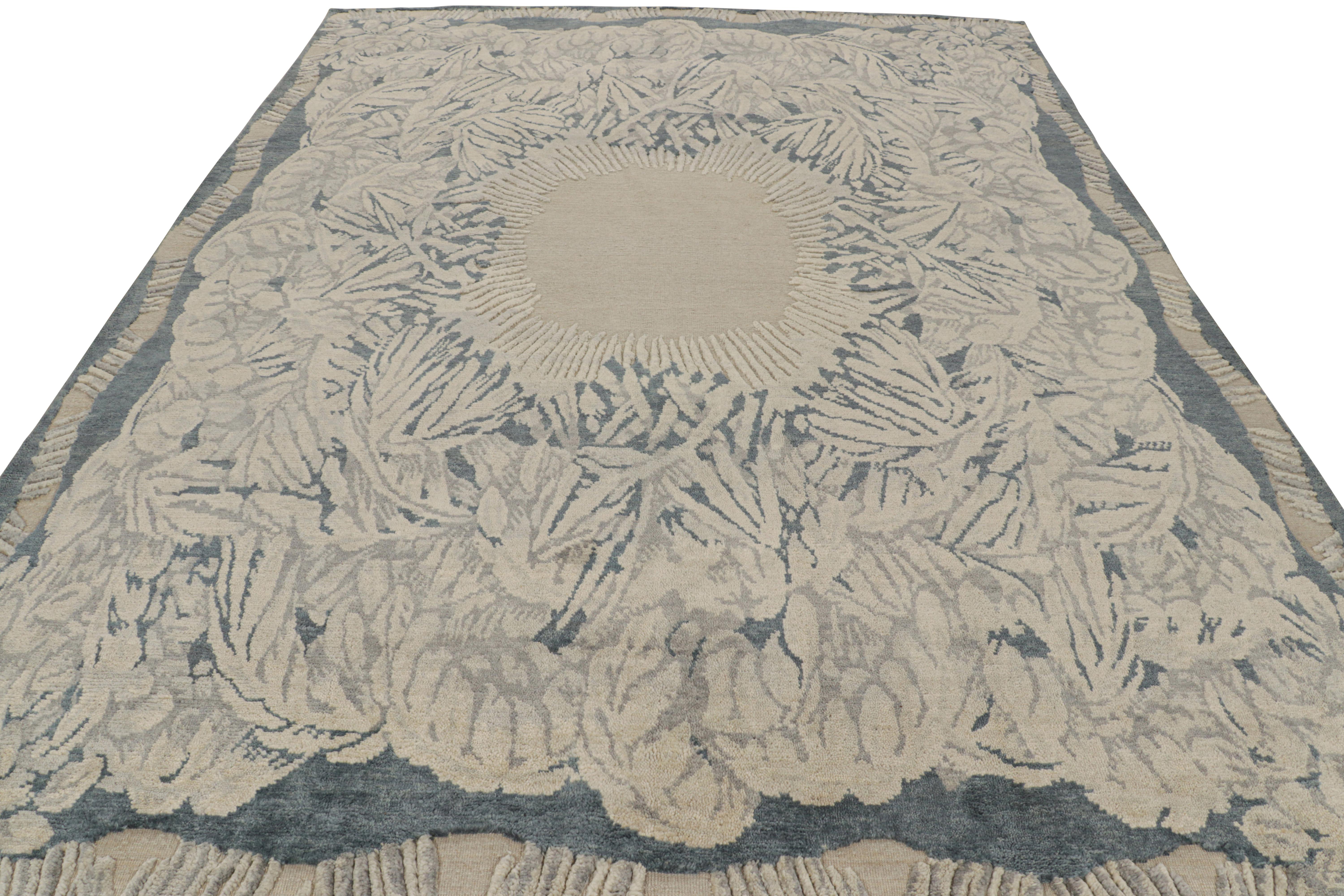 Annodato a mano Rug & Kilim: design personalizzato di un tappeto francese in stile Art Deco con motivi floreali in vendita