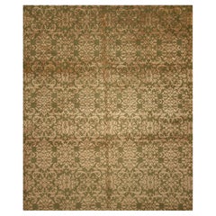 Rug & Kilim's Custom Geometric Floral Green & Beige-Gold Wool and Silk Rug (tapis de laine et de soie géométrique vert et beige-or)