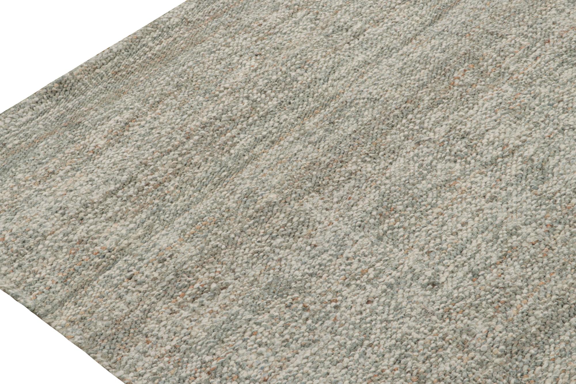 Indien Rug & Kilim’s Custom Modern Kilim Rug in Gray & White en vente