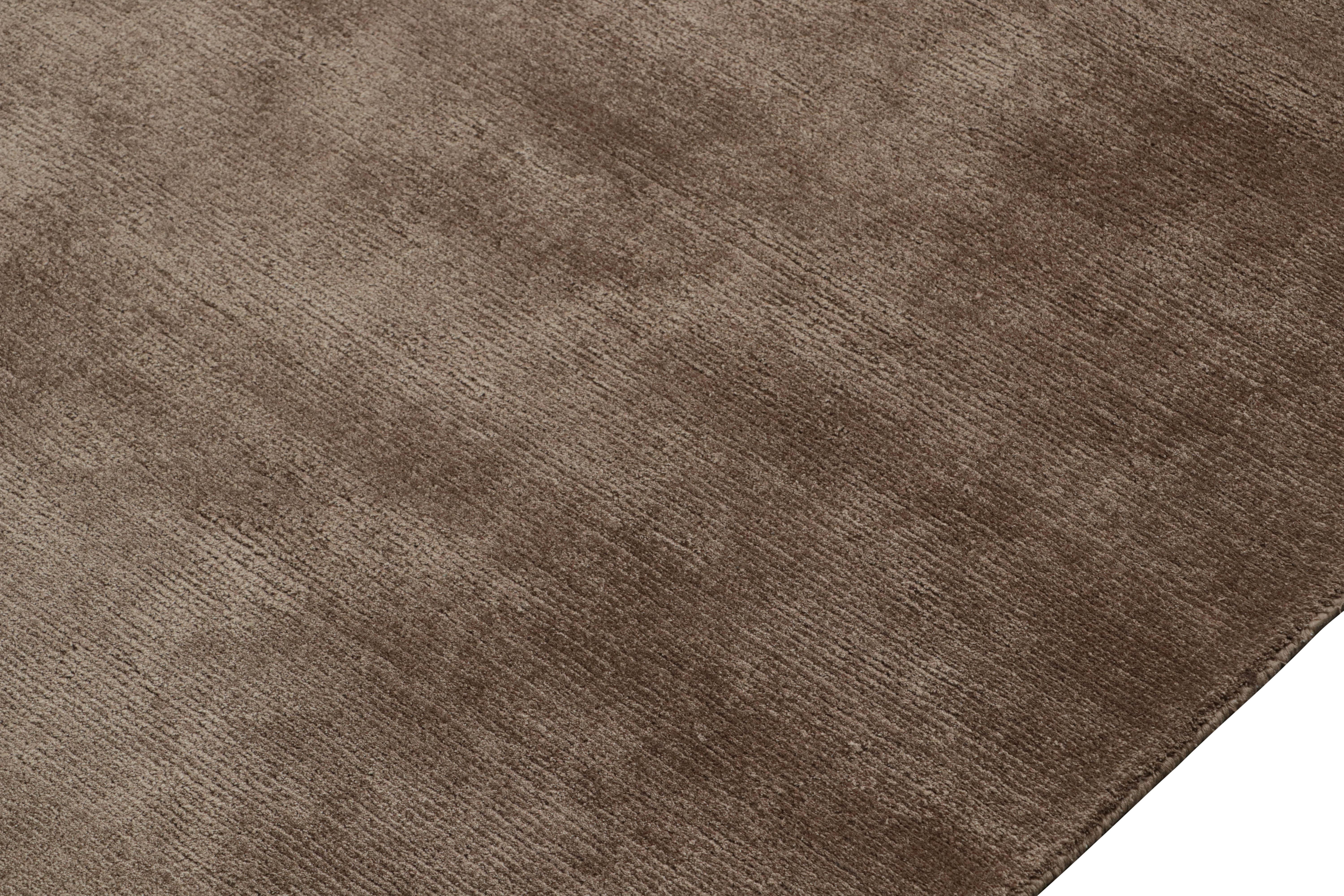 Rug & Kilim's Custom Modern Teppich in Solid Brown im Zustand „Neu“ im Angebot in Long Island City, NY