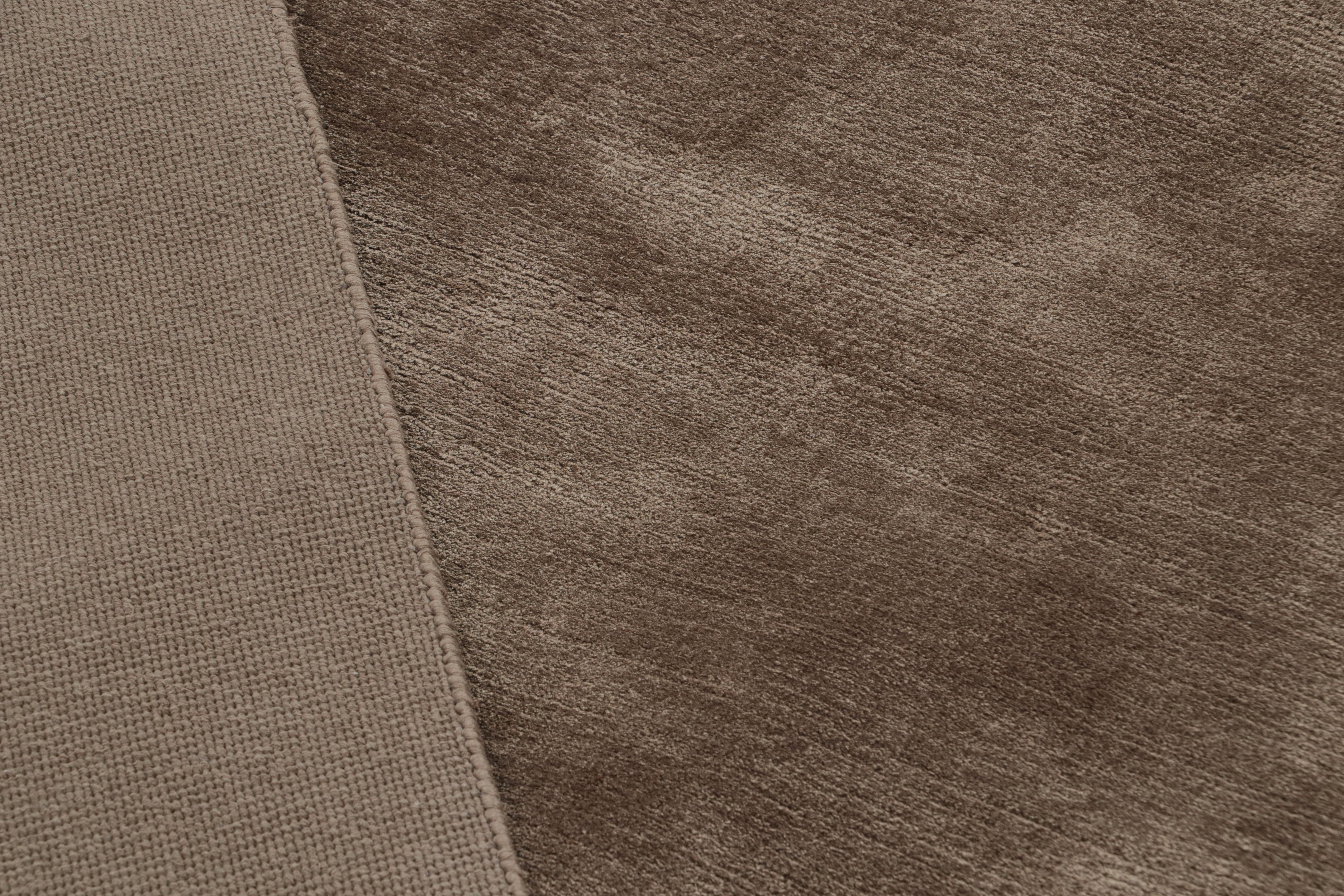 Silk Rug & Kilim’s Custom Modern rug in Solid Brown For Sale