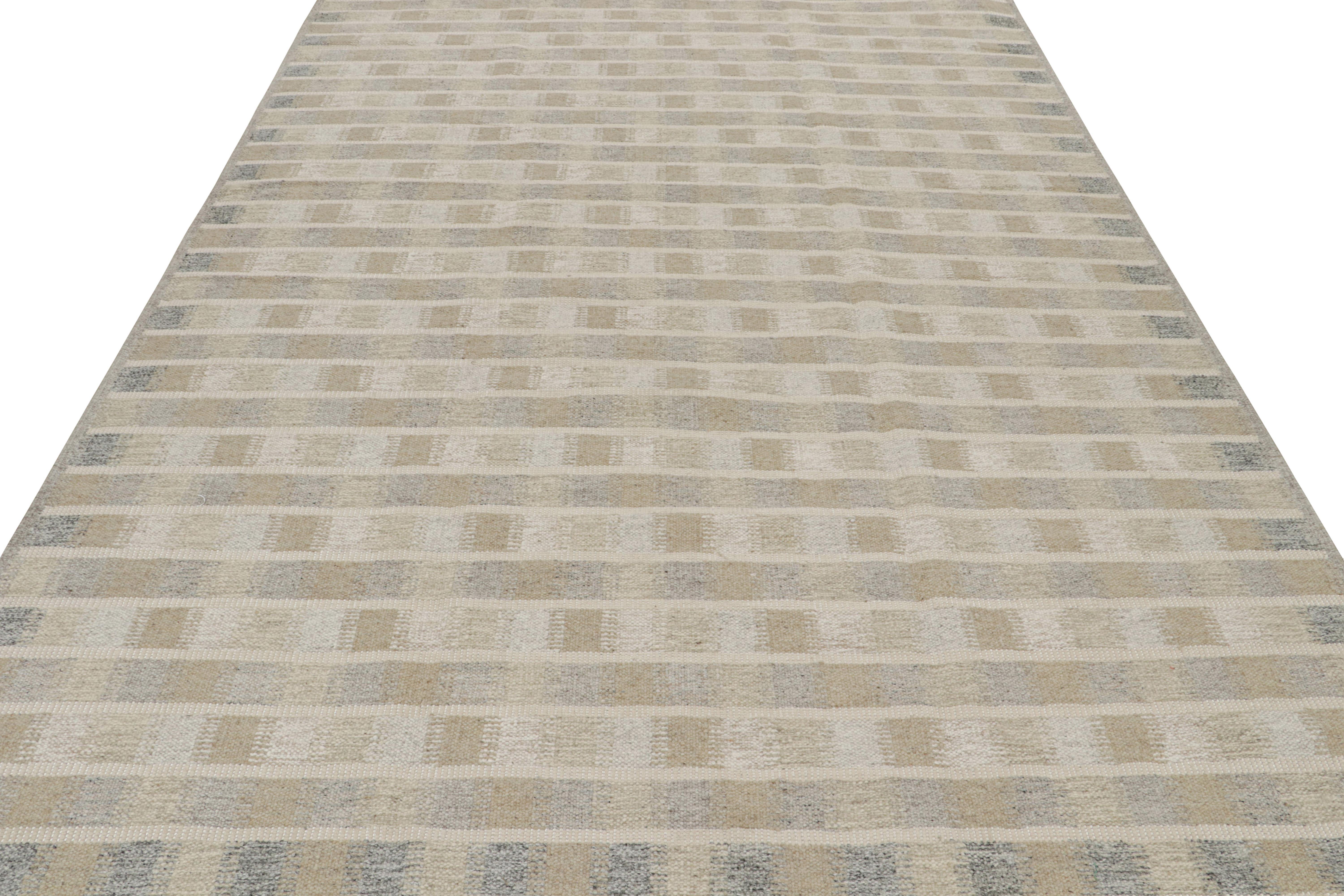 Rug & Kilims maßgeschneiderter skandinavischer Kilimteppich mit geometrischen Mustern (Moderne) im Angebot