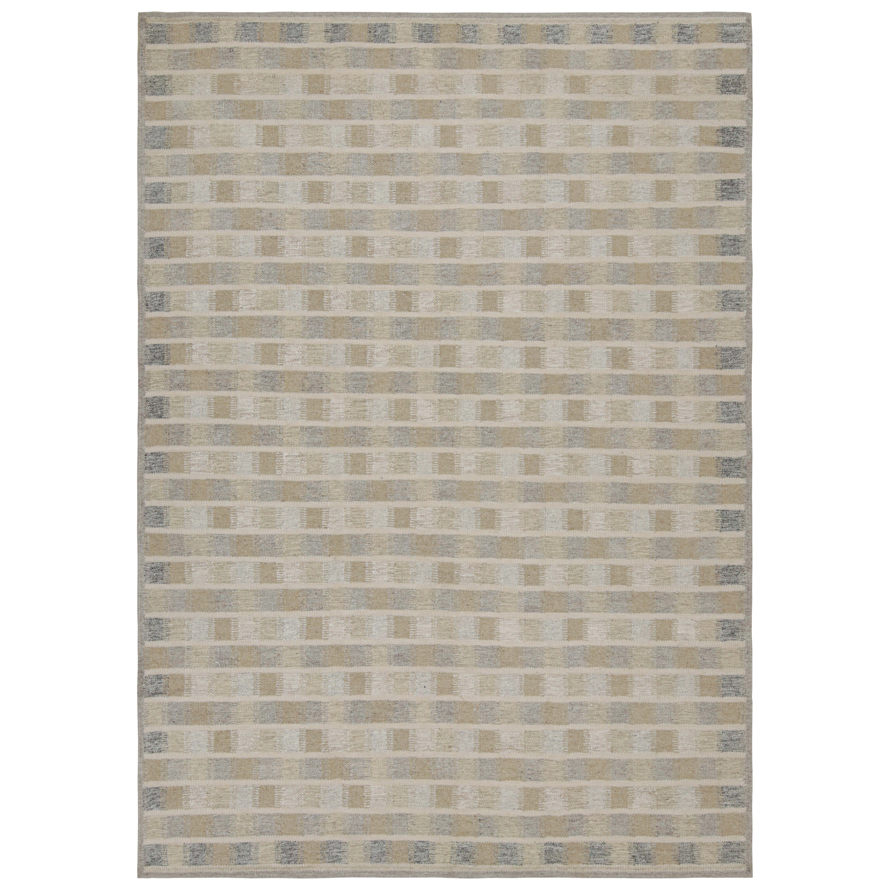 Rug & Kilims maßgeschneiderter skandinavischer Kilimteppich mit geometrischen Mustern im Angebot