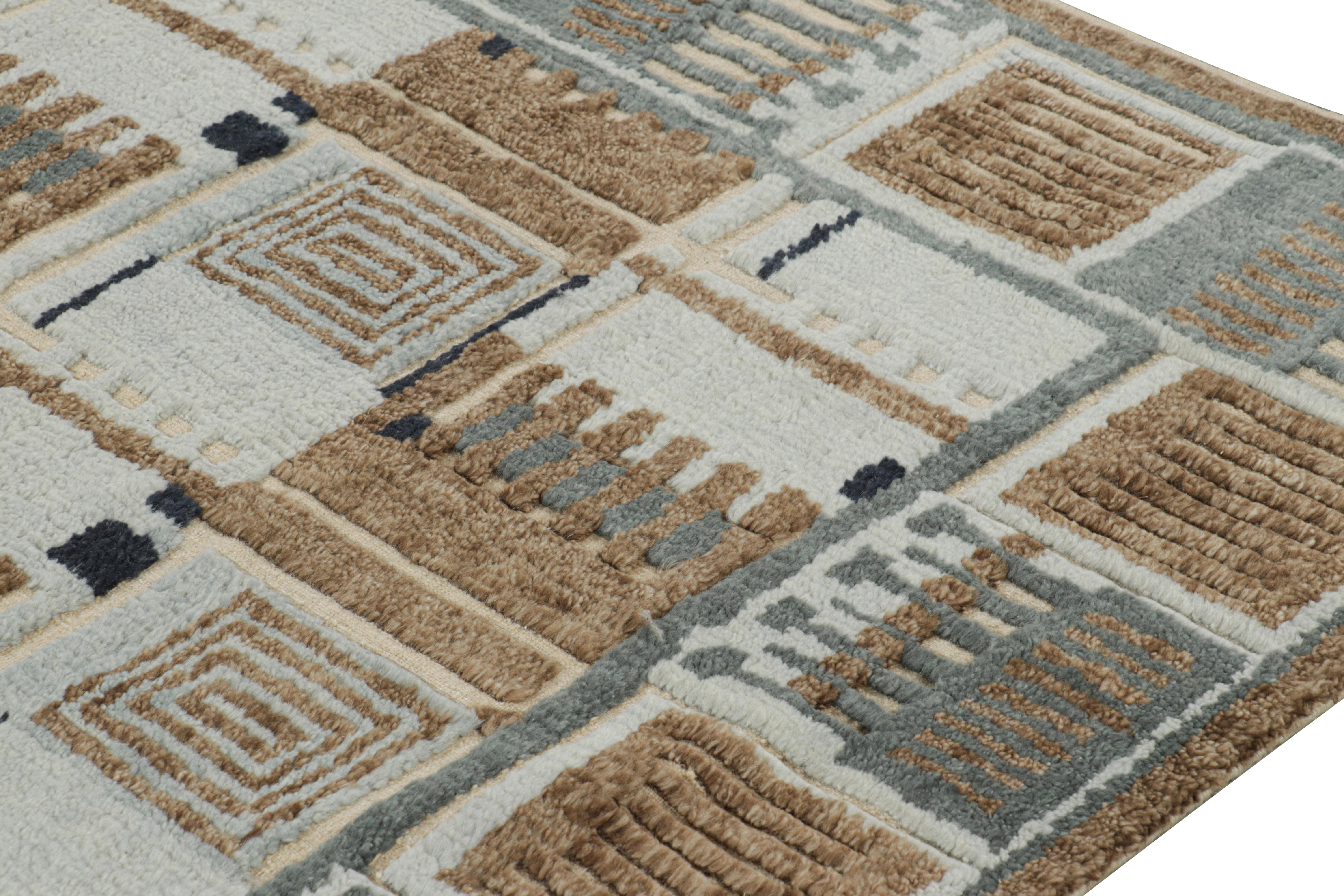 Rug & Kilim’s Custom Scandinavian Style Rug Design with Geometric Patterns In New Condition For Sale In Long Island City, NY