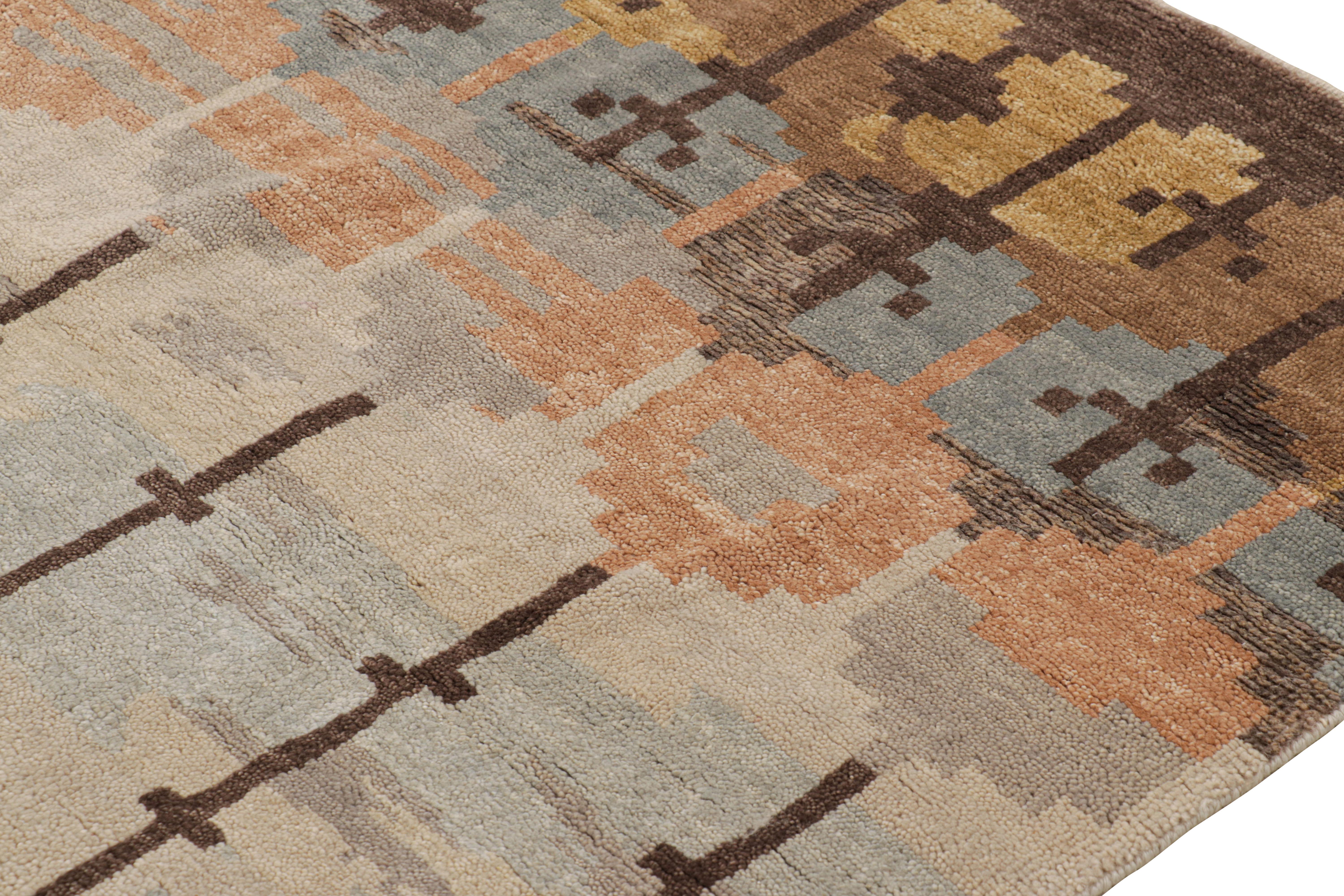 Rug & Kilim's maßgeschneiderter Teppich im skandinavischen Stil in Blau mit geometrischen Mustern im Zustand „Neu“ im Angebot in Long Island City, NY