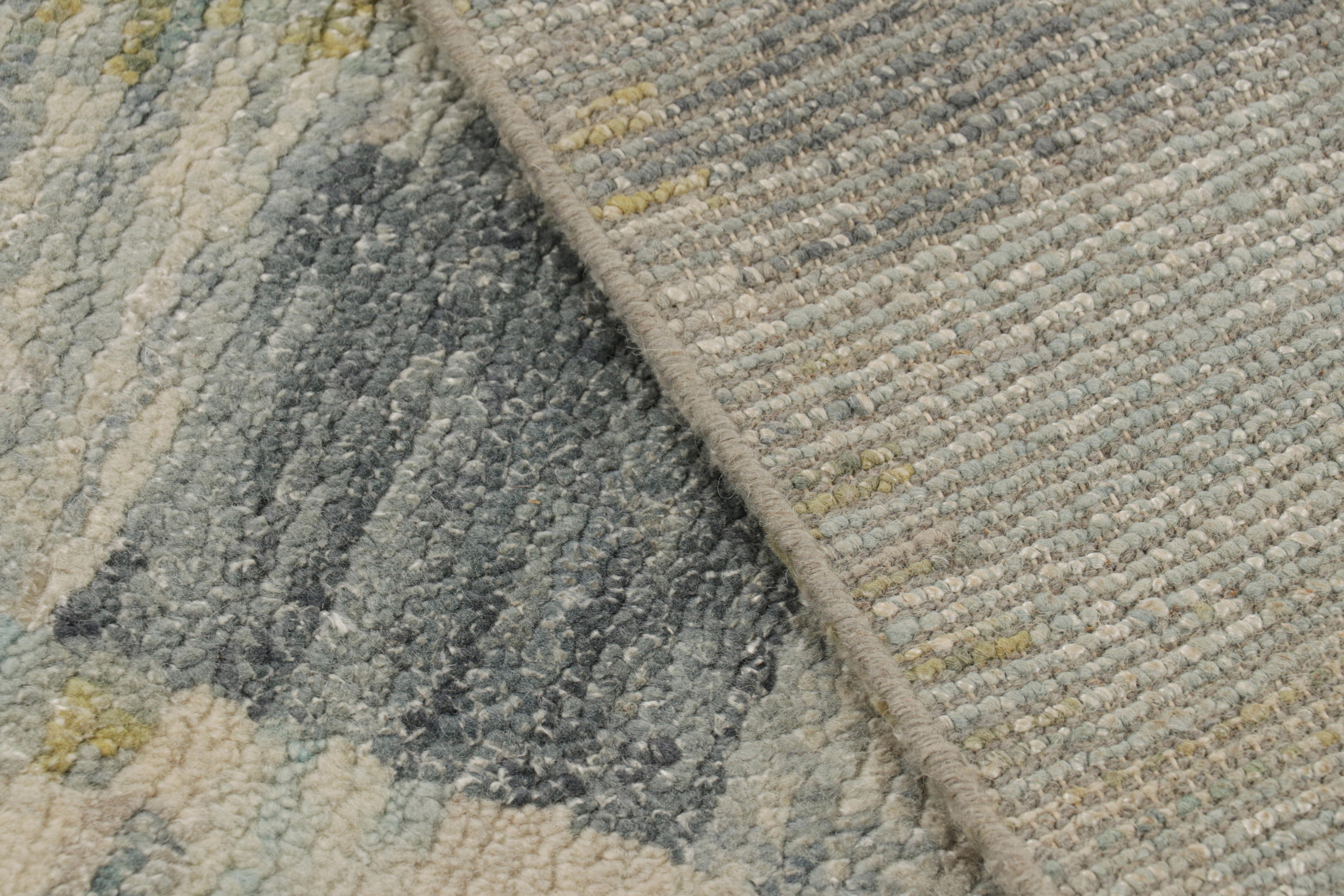 Rug & Kilim's maßgeschneiderter Teppich im skandinavischen Stil in Blau mit geometrischen Mustern (Wolle) im Angebot