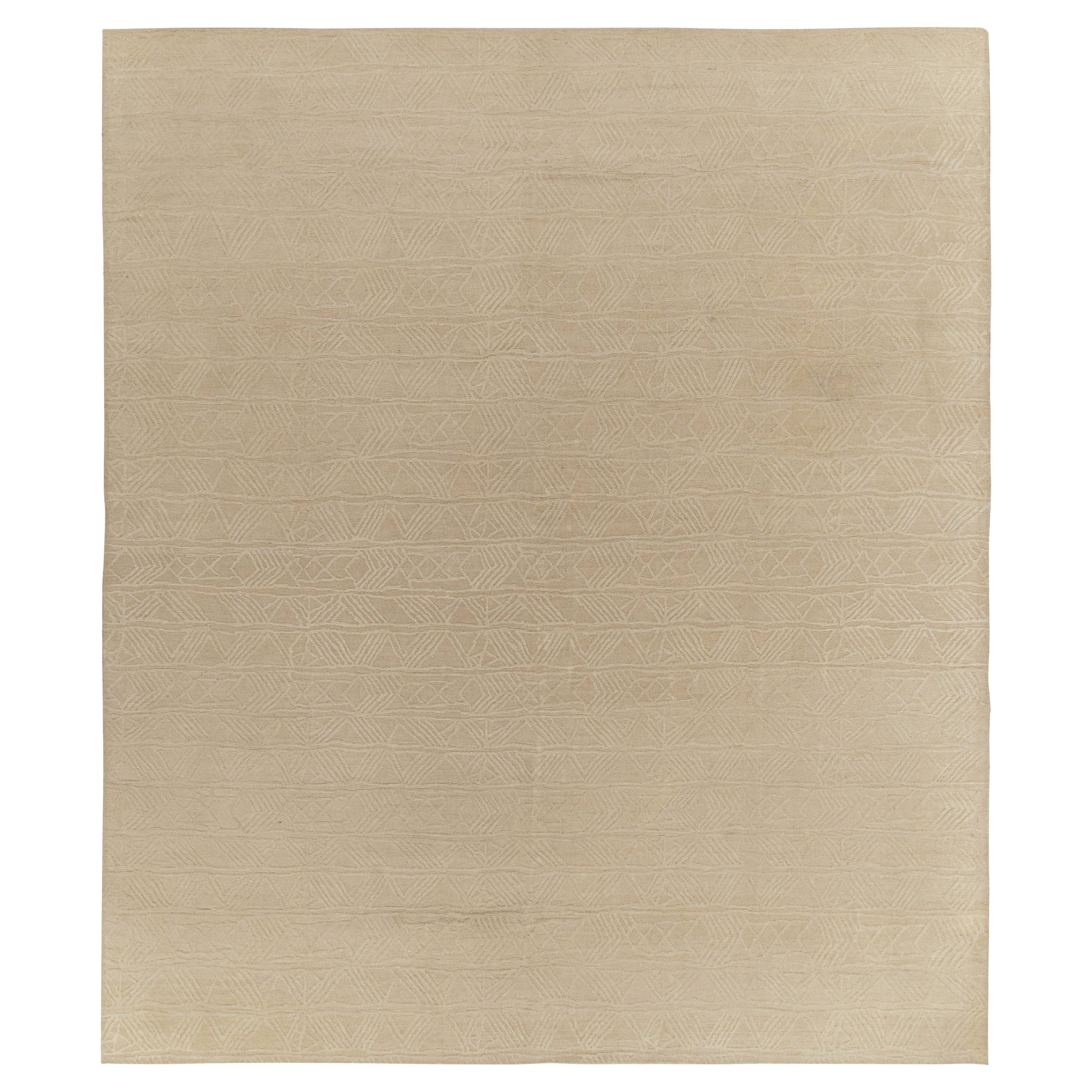 Rug & Kilim’s Custom Textural rug in White Textural Geometric Pattern on Beige For Sale
