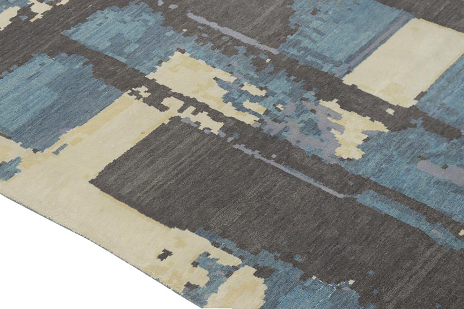 Indiano Rug & Kilim: Tappeto moderno in stile Deco con motivo geometrico blu e nero in vendita