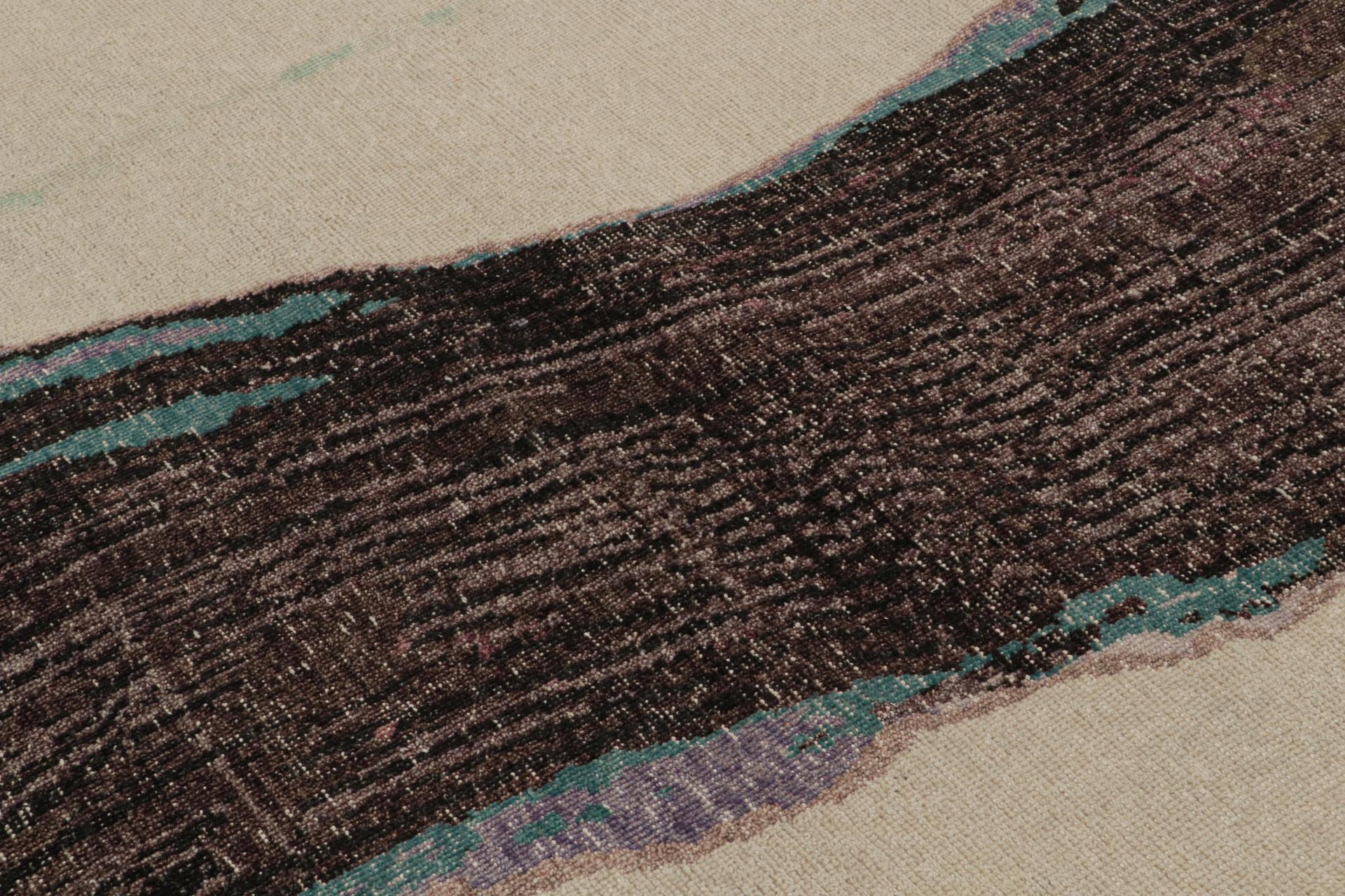 Rug & Kilim's abstrakter Teppich in Beige mit lila Muster im Zustand „Neu“ im Angebot in Long Island City, NY