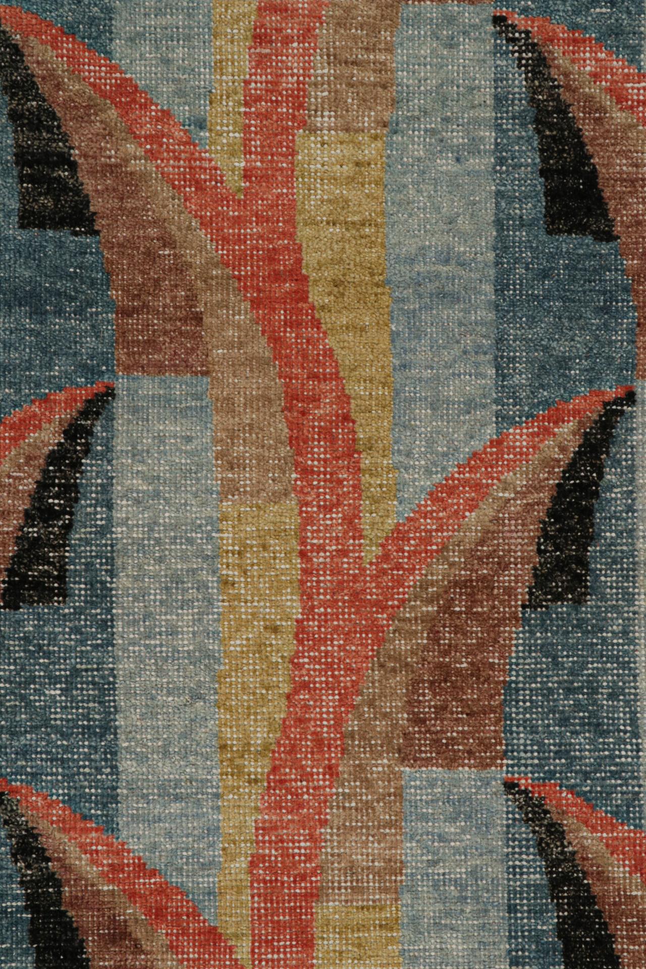 Rug & Kilim's Distressed Deco Rug In Blue & Beige-Brown Geometric Patterns (tapis déco vieilli aux motifs géométriques bleu et beige-marron) Neuf - En vente à Long Island City, NY