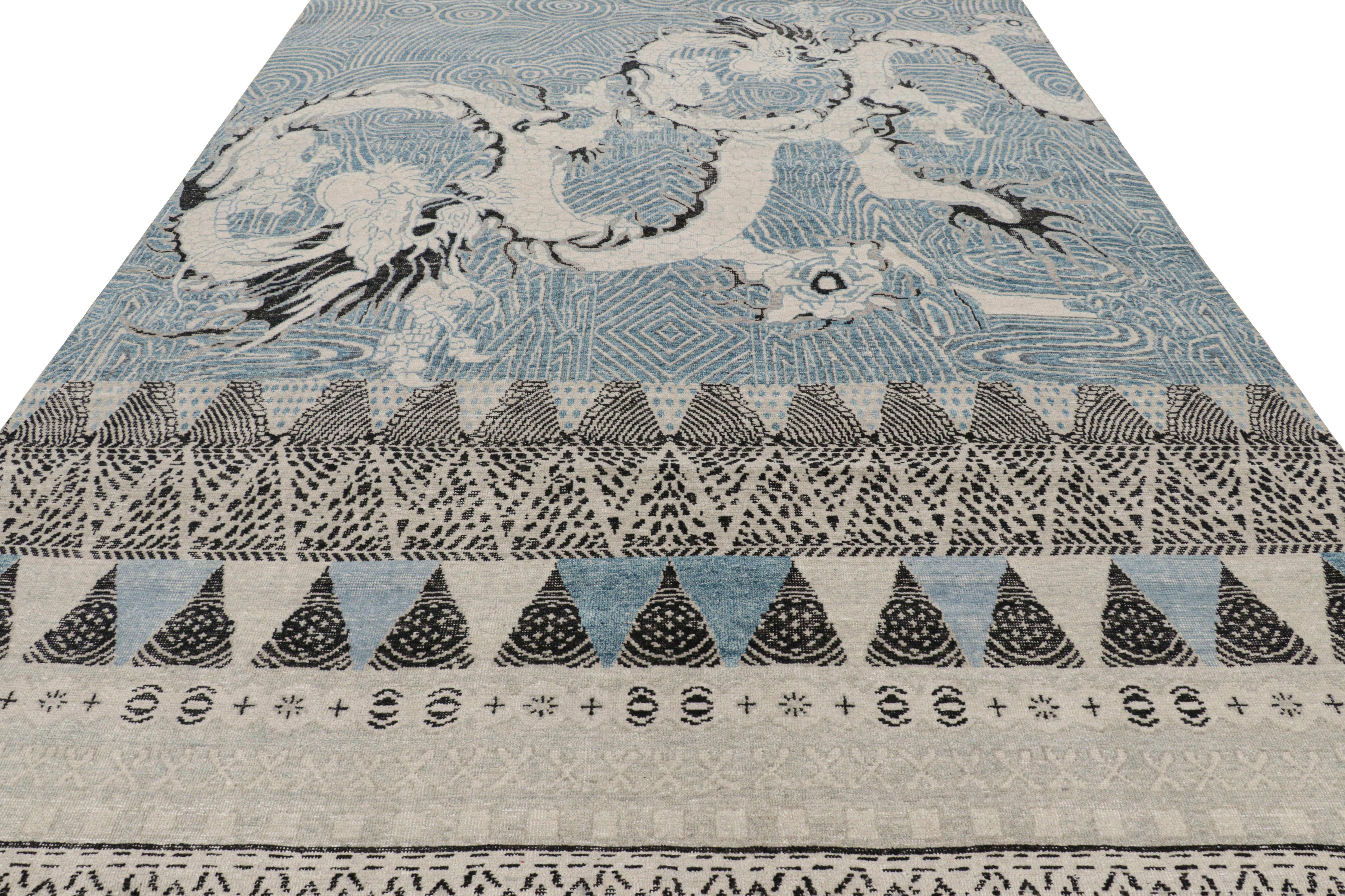 Rug & Kilim's Distressed Dragon Teppich in Blau, Grau und Schwarz mit Bildmustern (Handgeknüpft) im Angebot