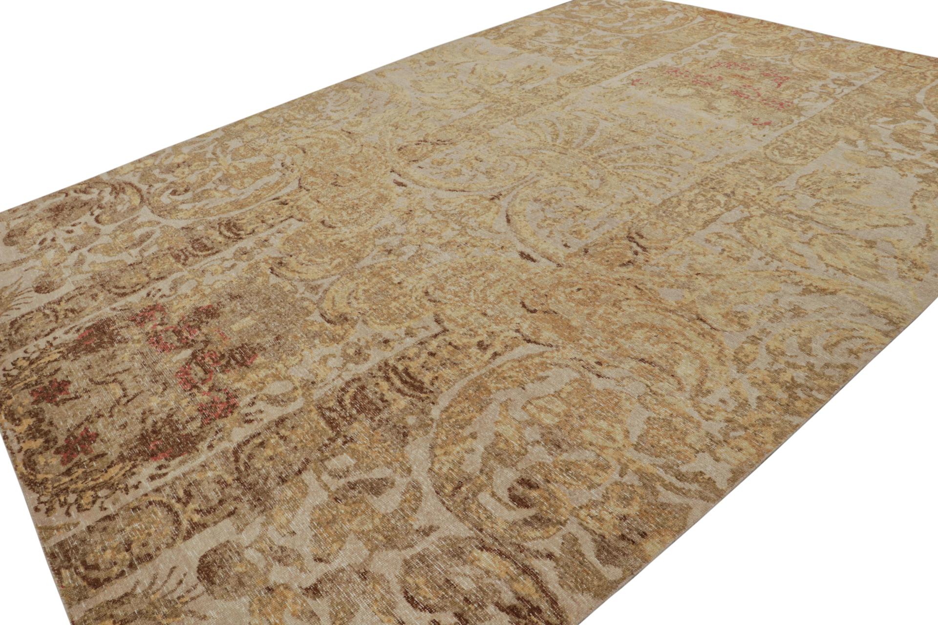 Un tapis en laine 10x14 noué à la main de la Collection Homage de Rug & Kilim, inspiré par de grands designs européens de sensibilité victorienne.

Sur le Design : 

La vision s'épanouit avec des motifs floraux curvilignes dans les tons beige-brun