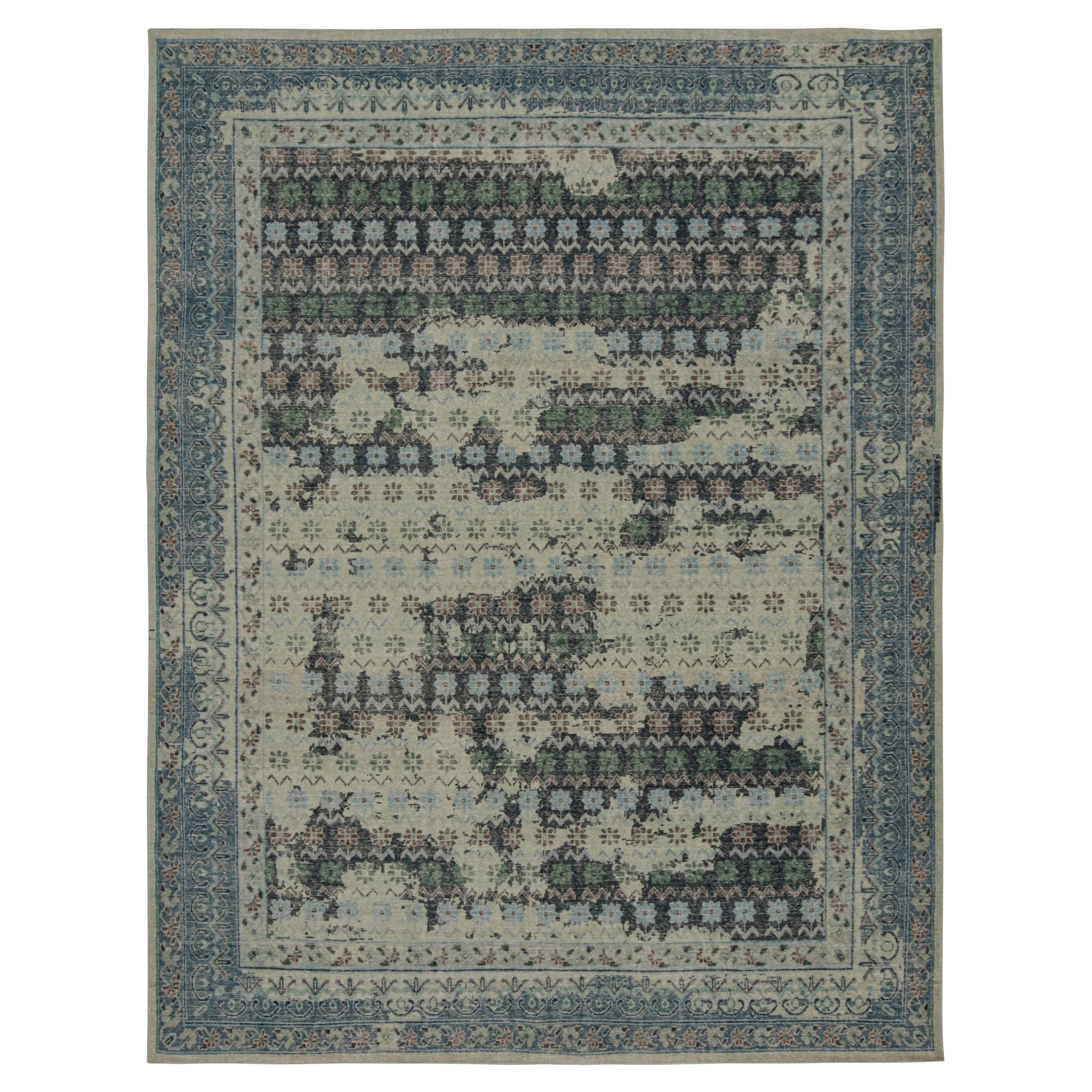 Rug & Kilim's Distressed European Rug in Blue and teal with Floral Patterns (Tapis européen vieilli en bleu et sarcelle avec motifs floraux) en vente