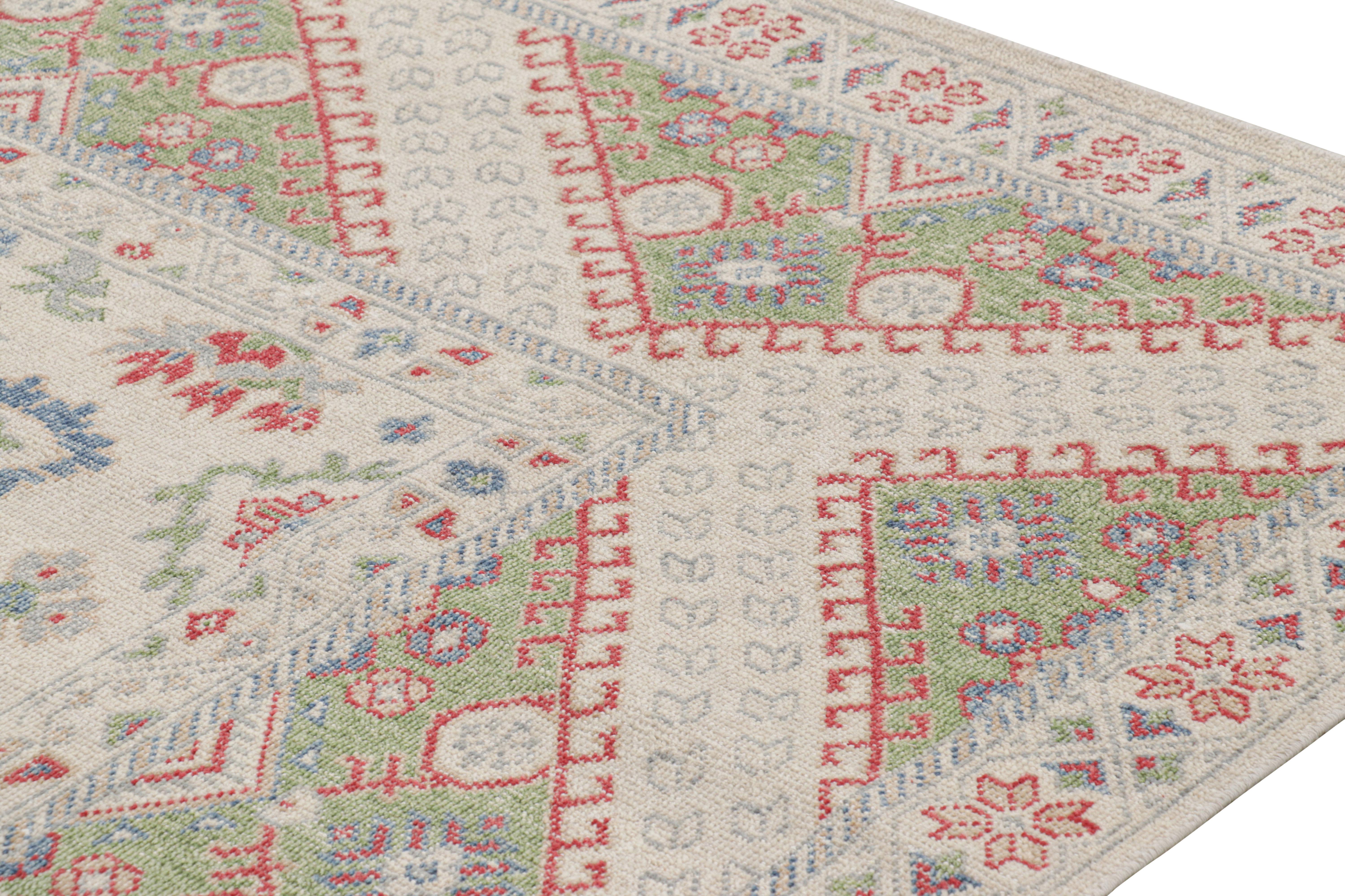 Modern Rug & Kilim’s Distressed Ghiordes Style Rug in Cream, Green, and Red with Medall For Sale