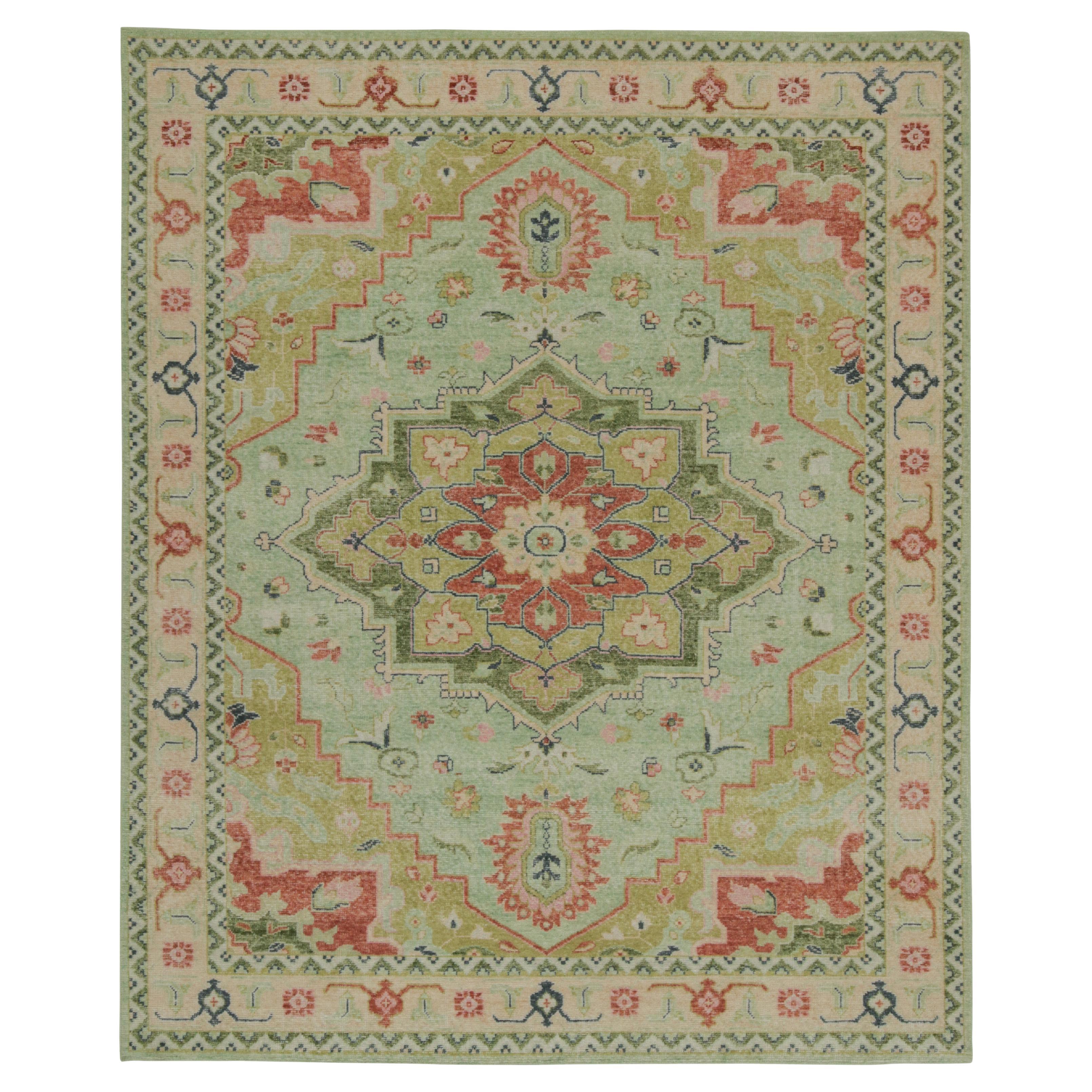 Rug & Kilim's Distressed Heriz Serapi Style Teppich mit grnem Blumenmedaillon
