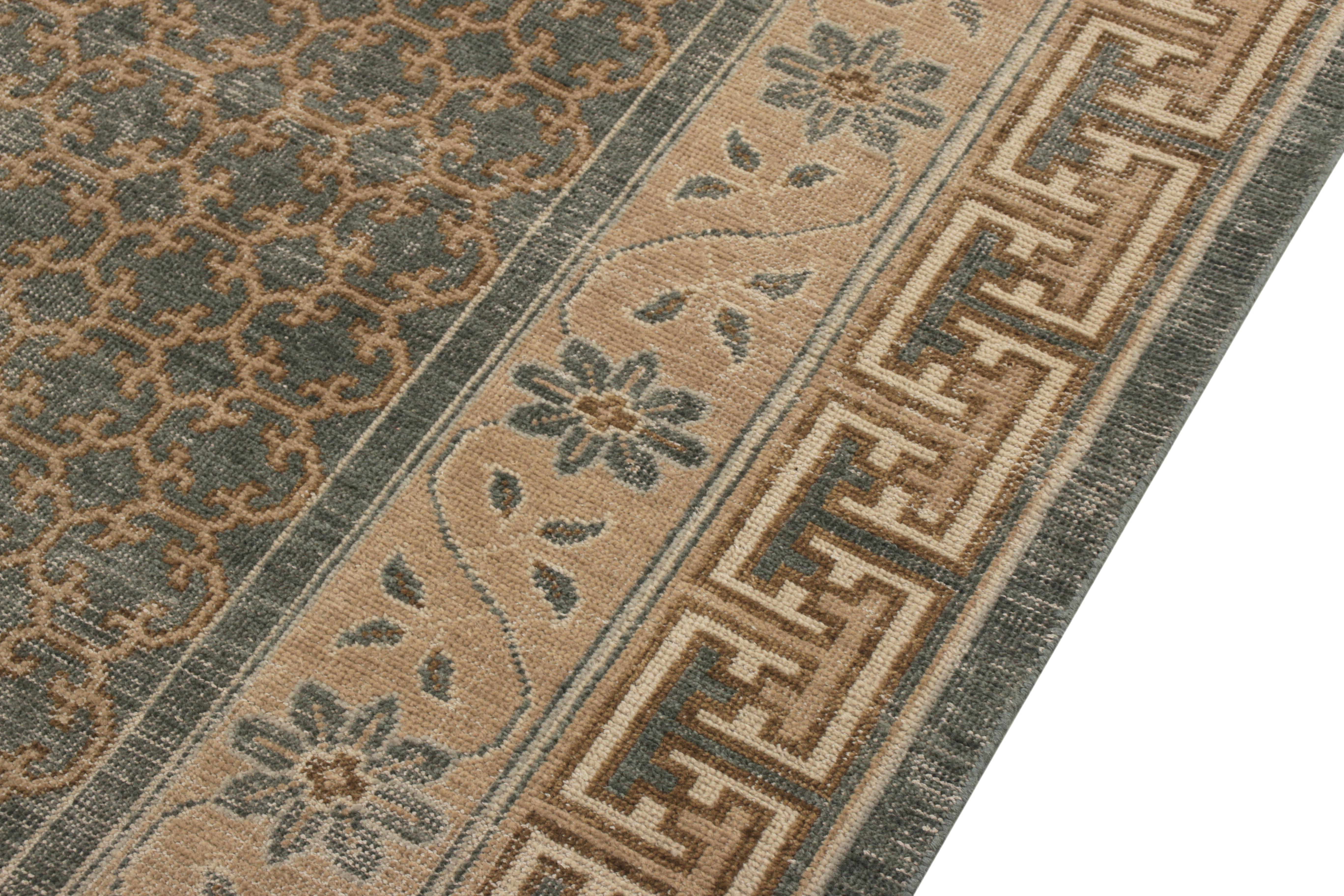 Teppich & Kilims Distressed Khotan-Teppich im Stil in Blau und Orange mit geometrischem Muster (Handgeknüpft) im Angebot