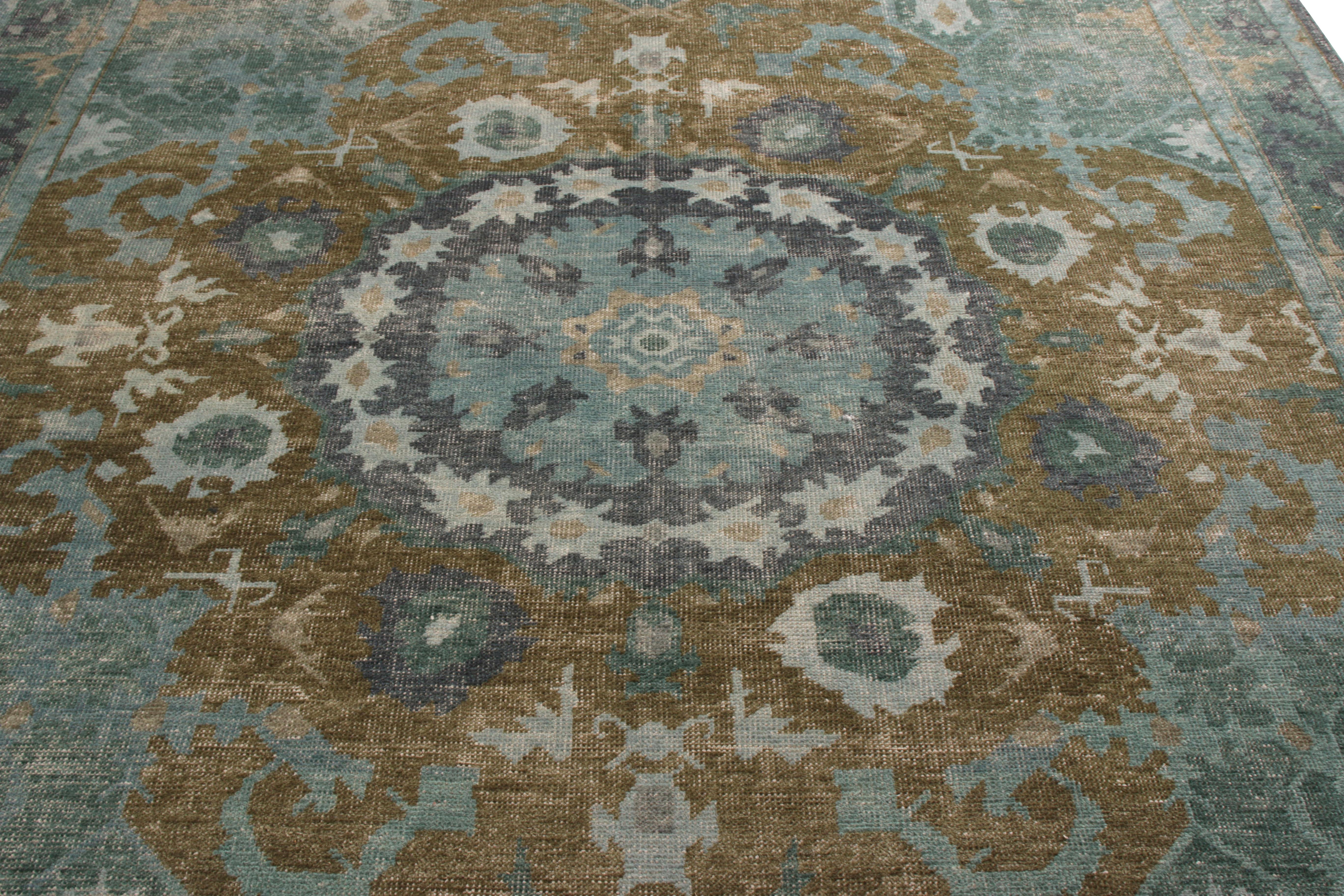 Indiano Rug & Kilim è un tappeto in stile orientale, con motivo a medaglioni blu e marroni. in vendita