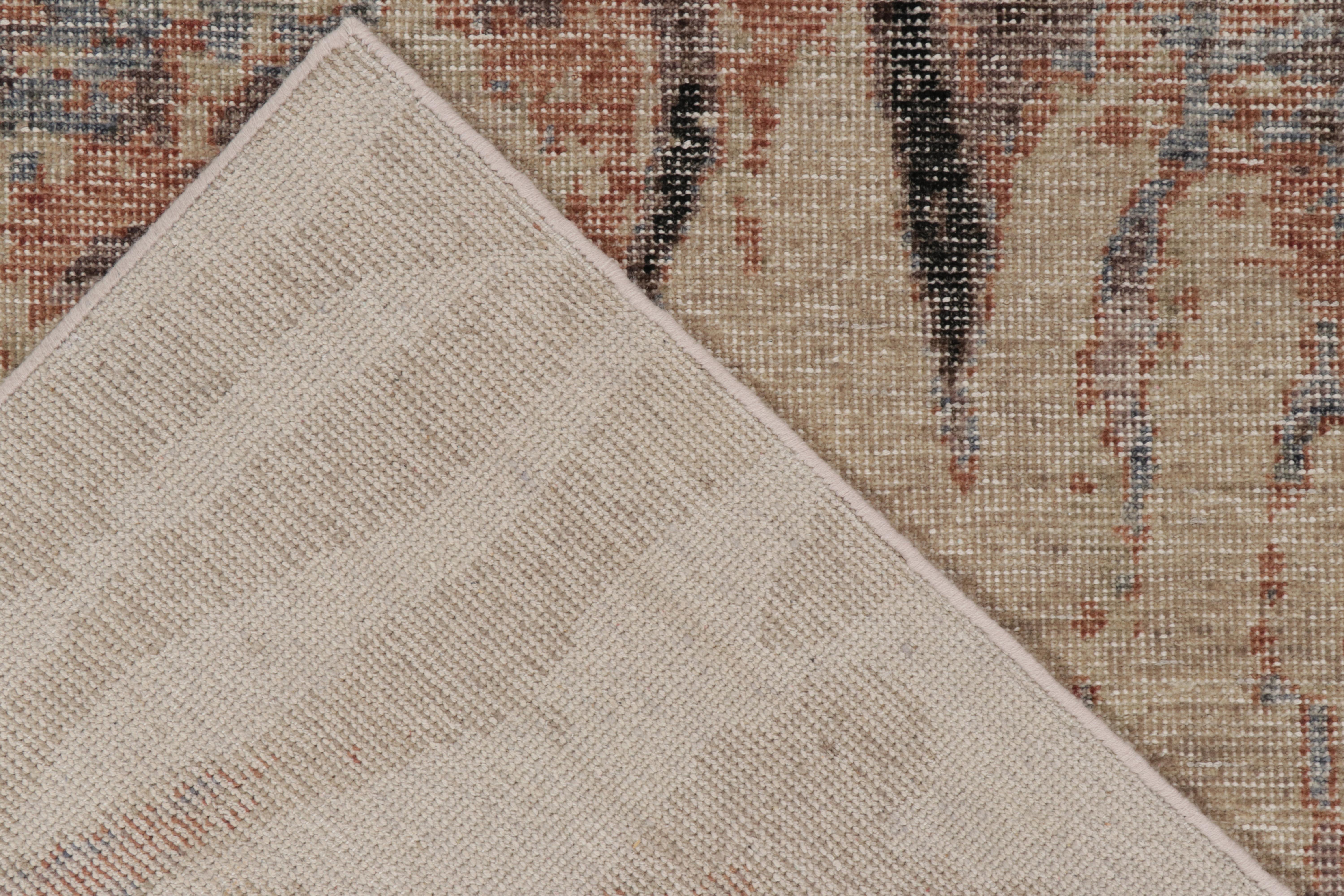 Teppich & Kilim's Distressed Style Abstrakter Teppich in Beige, Schwarz, Lila im Zustand „Neu“ im Angebot in Long Island City, NY