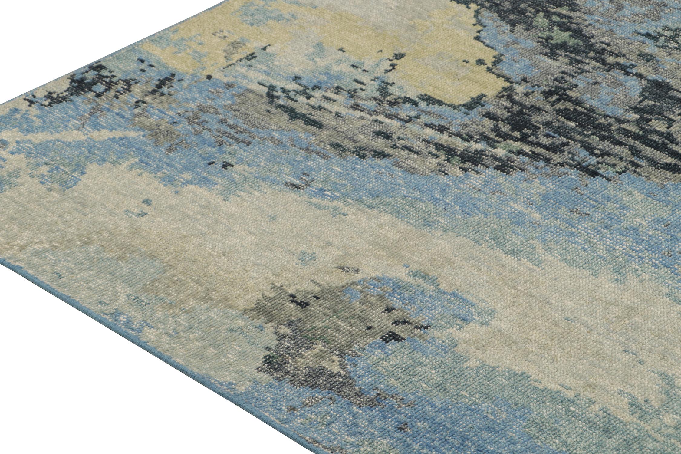 Indien Rug & Kilim's Distressed Style Abstract Rug en bleu, beige et gris en vente