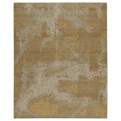 Rug & Kilim's Distressed style Abstract Rug in Gold (Tapis abstrait en or)