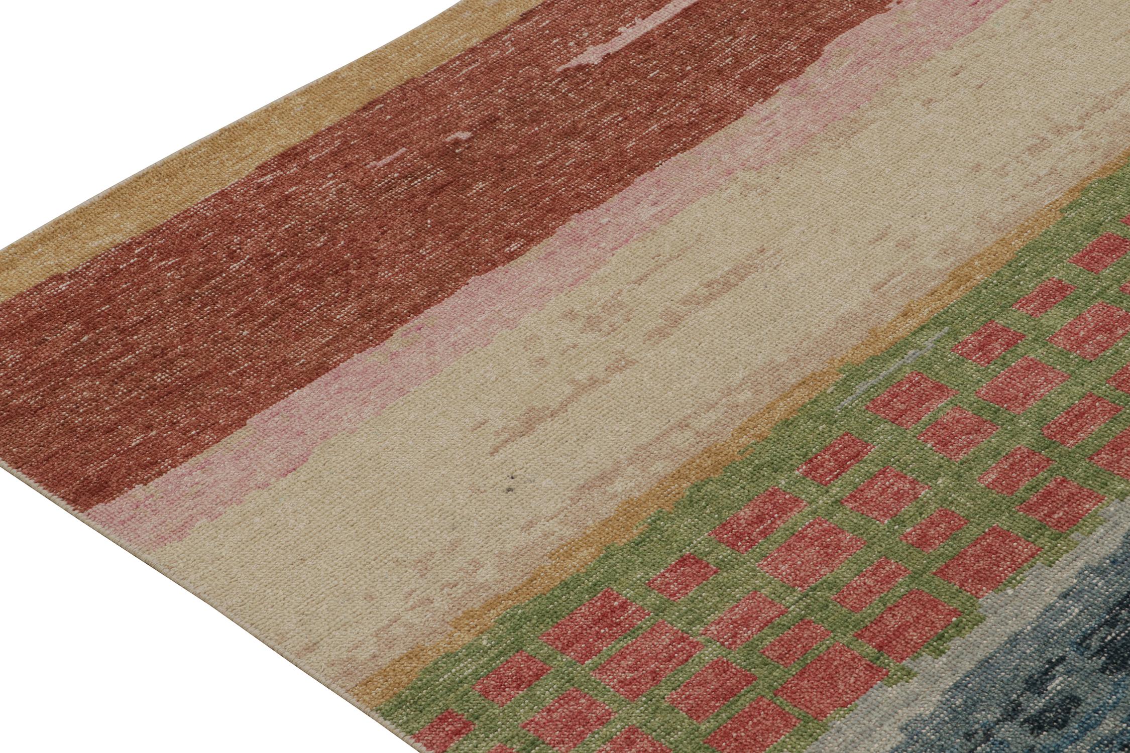 Noué à la main Rug & Kilim's Distressed Style Abstract Rug in Polychromatic Pattern (Tapis abstrait à motifs polychromes) en vente