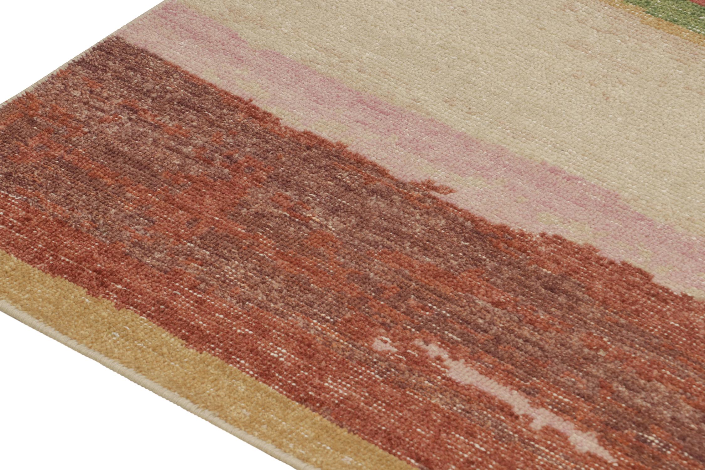 Rug & Kilim's Abstrakter Teppich im Distressed-Stil mit mehrfarbigen Mustern (Handgeknüpft) im Angebot