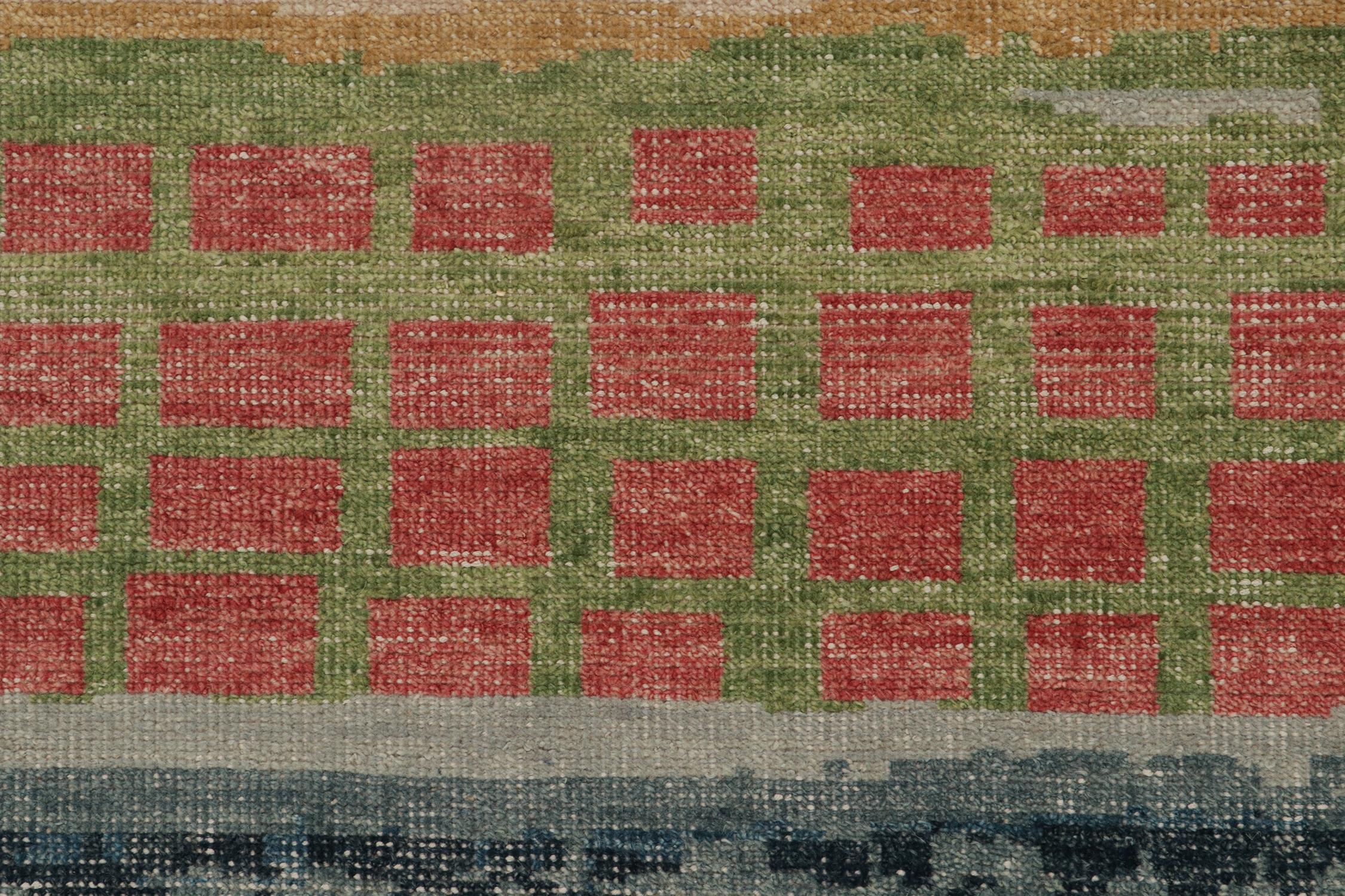 Rug & Kilim’s Distressed style Abstract Rug in Polychromatic Pattern In New Condition For Sale In Long Island City, NY